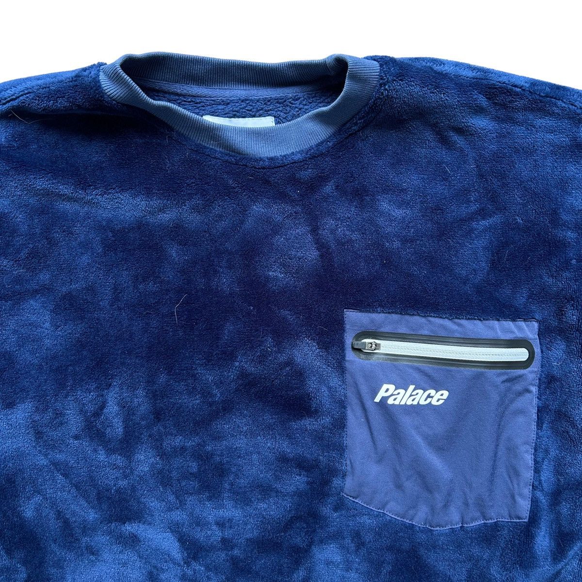 Palace Palace Fleece Pocket Drop Crewneck Sweater Size Medium Size US M / EU 48-50 / 2 - 2 Thumbnail