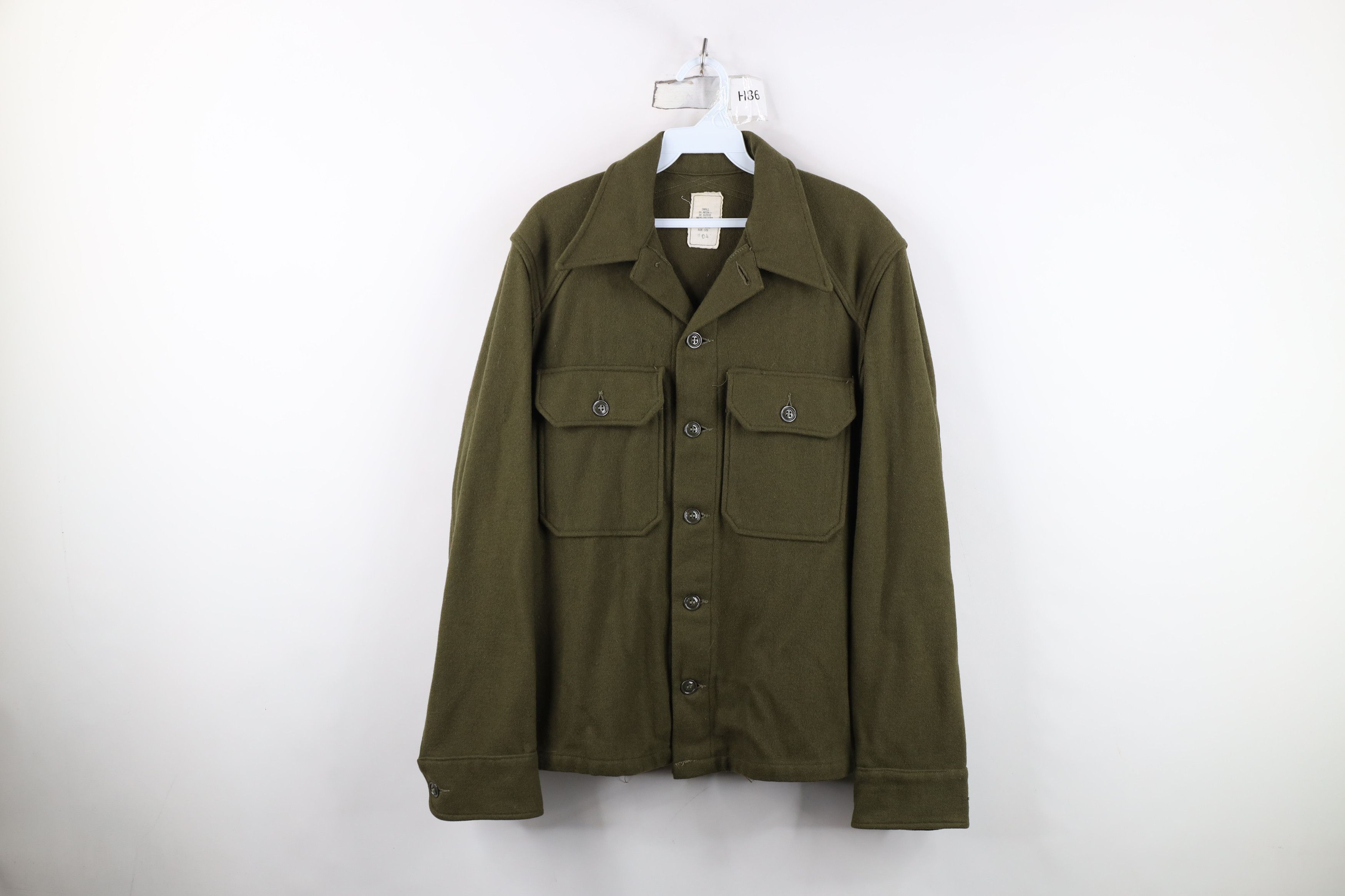Vintage Vintage 60s Vietnam War Military Button Shirt Jacket USA Size US S / EU 44-46 / 1 - 1 Thumbnail