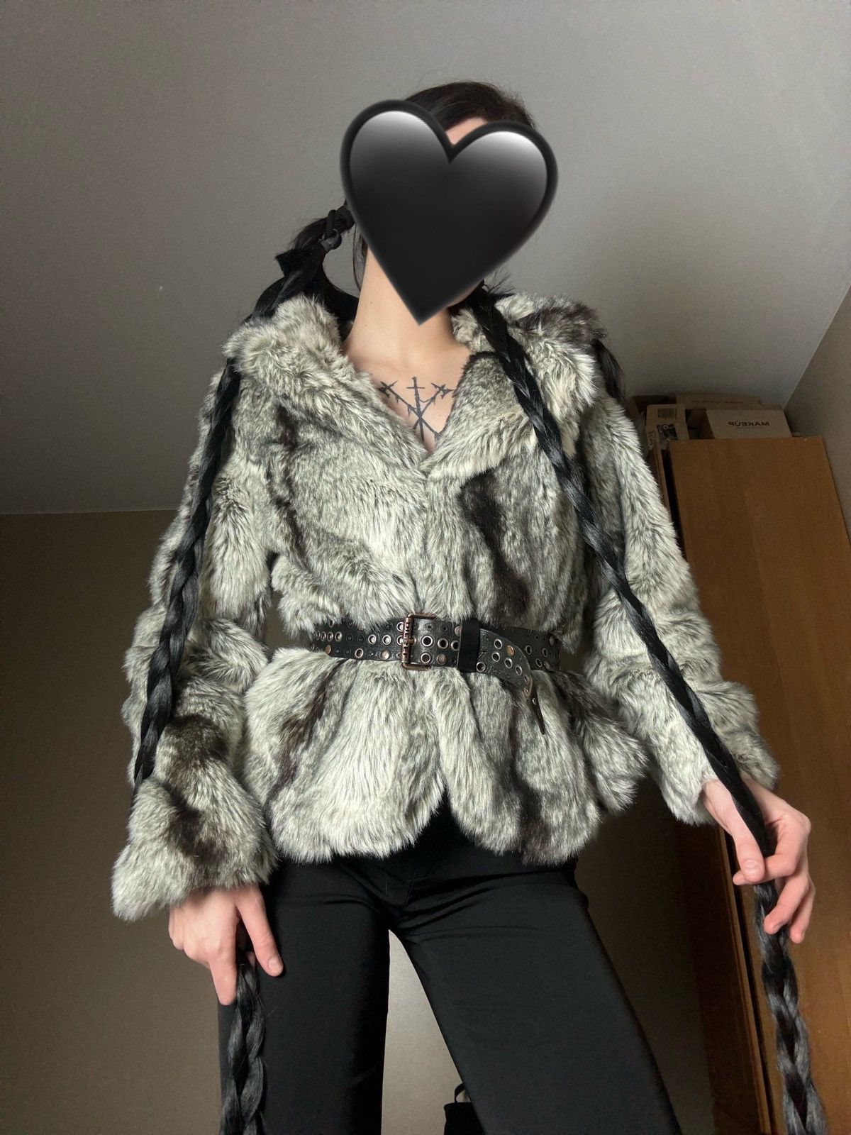 Vintage Vintage amazing faux fur coat fluffy opium coat Size L / US 10 / IT 46 - 1 Thumbnail