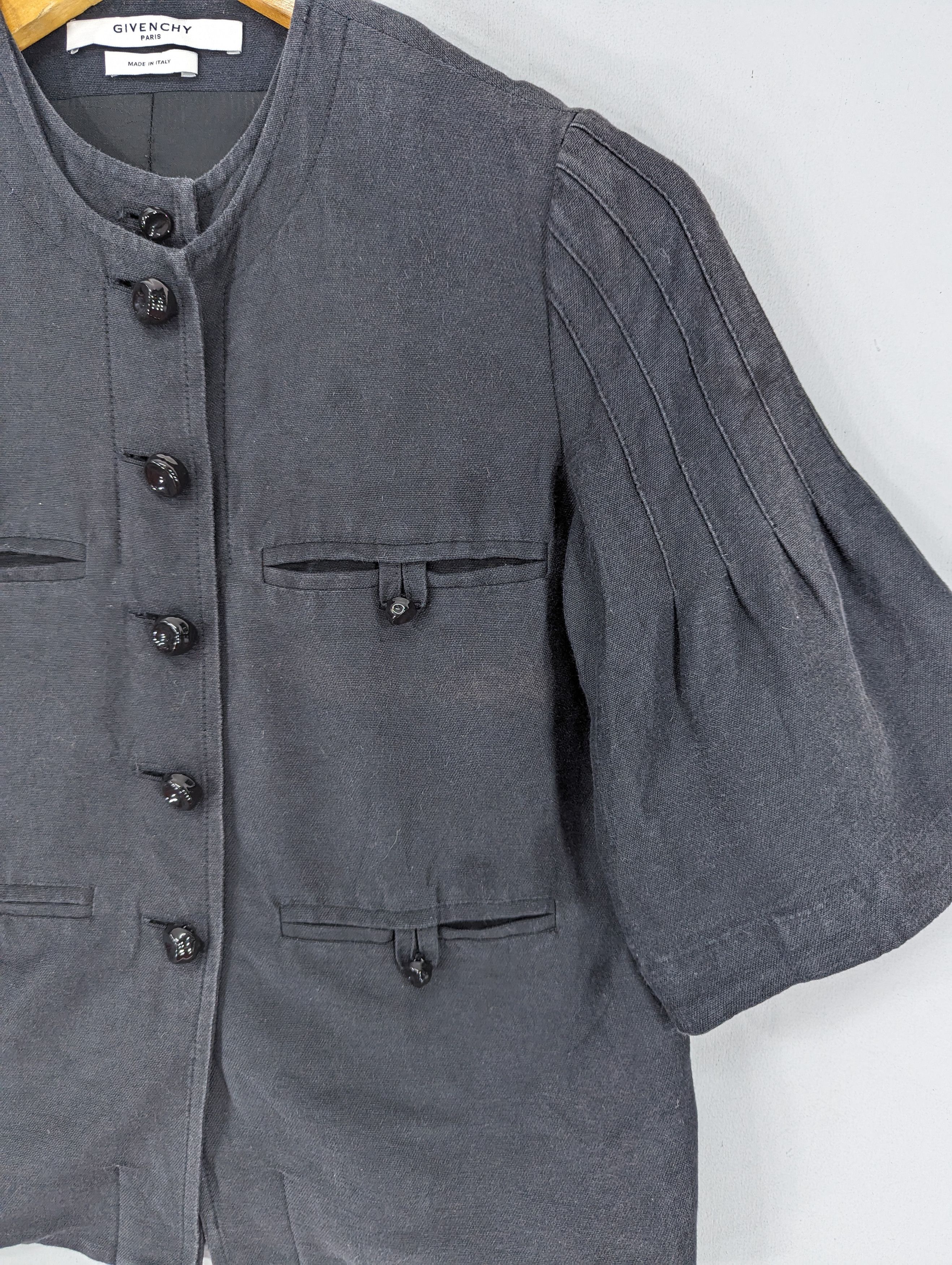 Givenchy 🔥RARE🔥Givenchy Button Ups Distressed Short Jacket Size XS / US 0-2 / IT 36-38 - 4 Thumbnail
