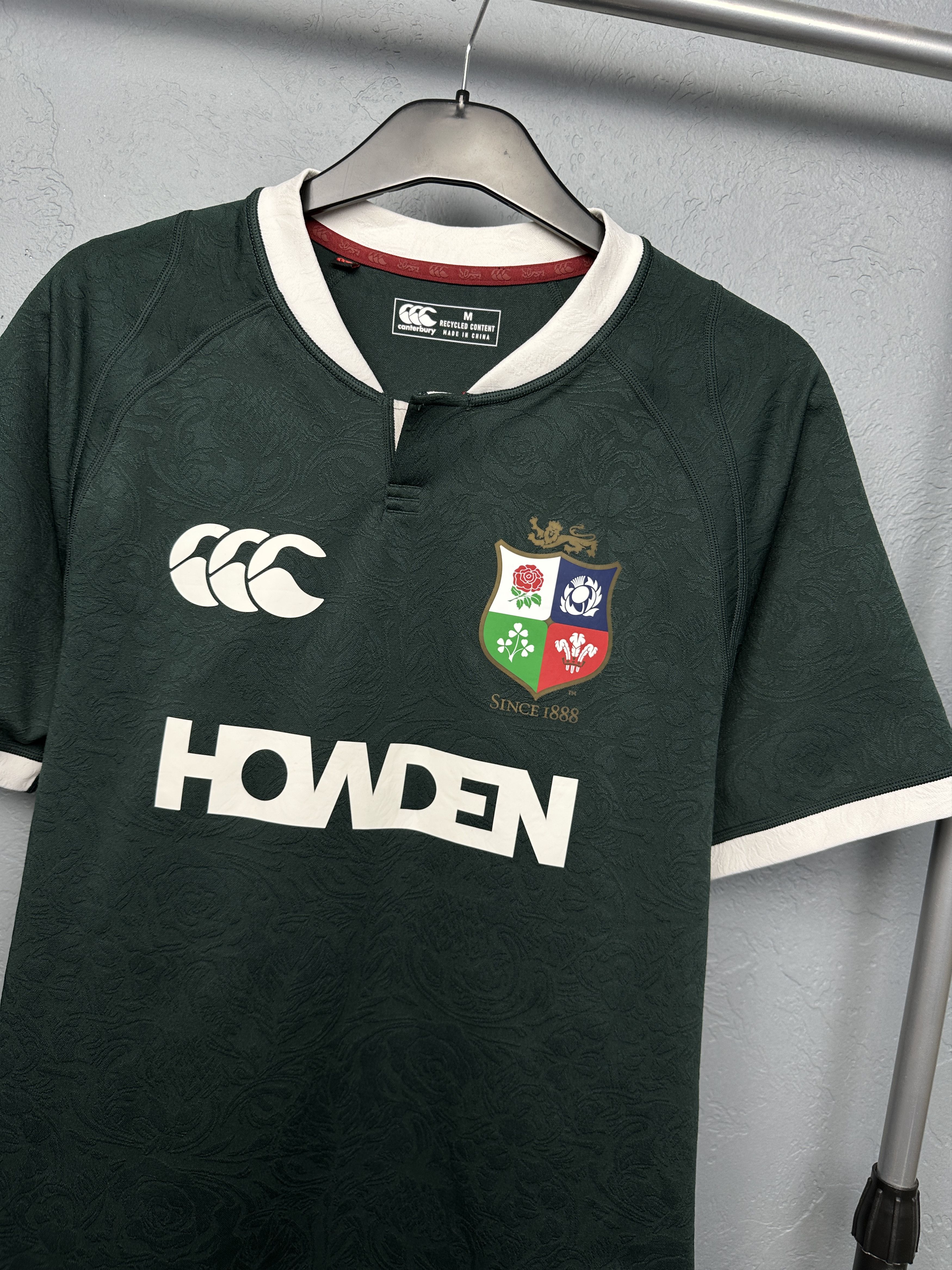 Canterbury of New Zealand Canterbury of New Zealand British & Irish Lions Jersey Size US M / EU 48-50 / 2 - 2 Thumbnail