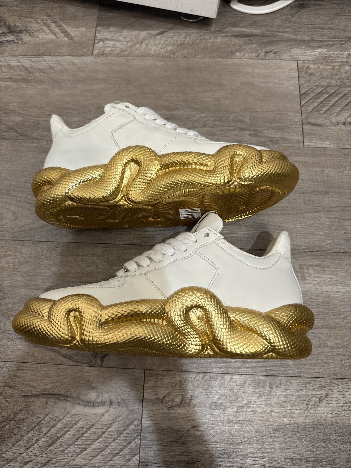 Giuseppe Zanotti Giuseppe Zanotti Serpent Sneaker Size US 9 / EU 42 - 1 Thumbnail