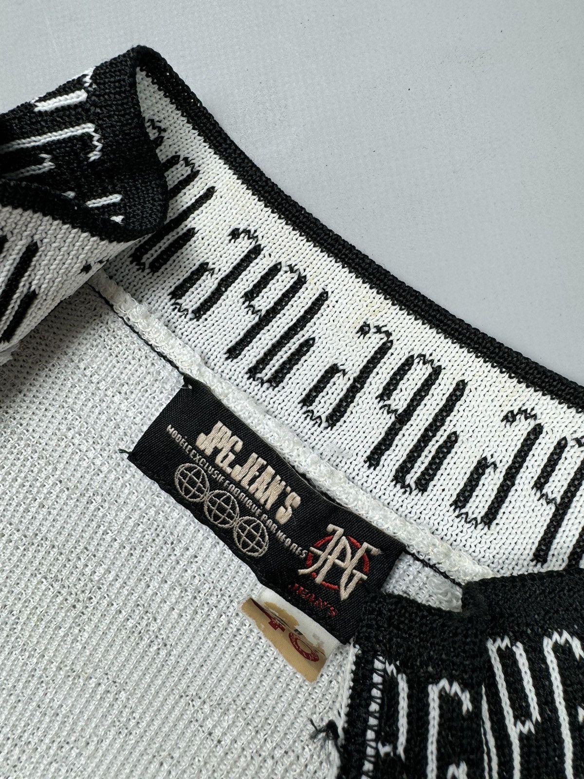 Jean Paul Gaultier Jean Paul Gaultier Vintage Monogram Knit Zip Top Size 48 Size XL / US 12-14 / IT 48-50 - 5 Thumbnail