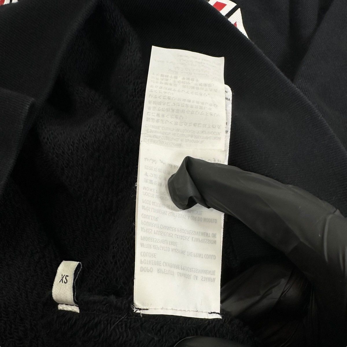 Gucci gucci size xs sweatshirt black rocker graphic print logo Size US XS / EU 42 / 0 - 11 Thumbnail