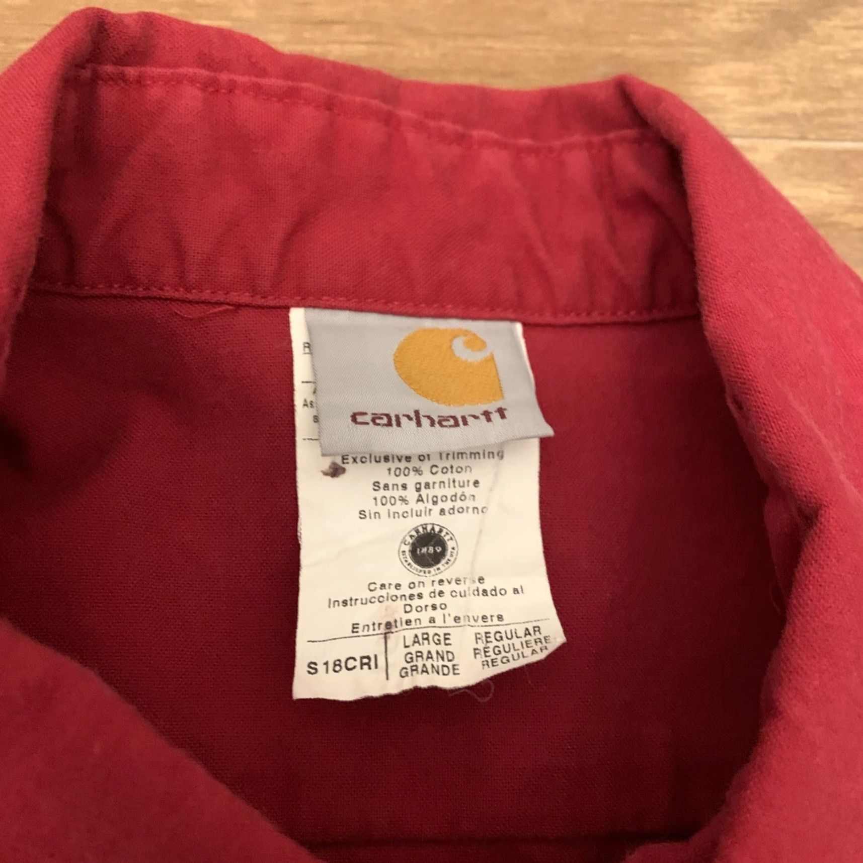 Carhartt VINTAGE Carhartt Button-Down Shirt Red Short Sleeve Cotton Size L Mens Regular Size US L / EU 52-54 / 3 - 3 Thumbnail