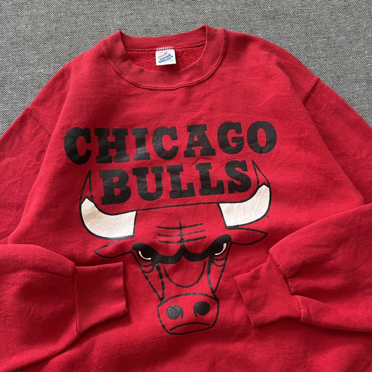 NBA CHICAGO BULLS Big Logo Crewneck Sweatshirt Size US M / EU 48-50 / 2 - 3 Thumbnail