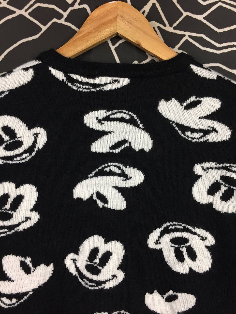 Mickey Mouse Futafuta X Disney Mickey Mouse All Over Print Knit Sweater Size US XXS / EU 40 - 5 Thumbnail