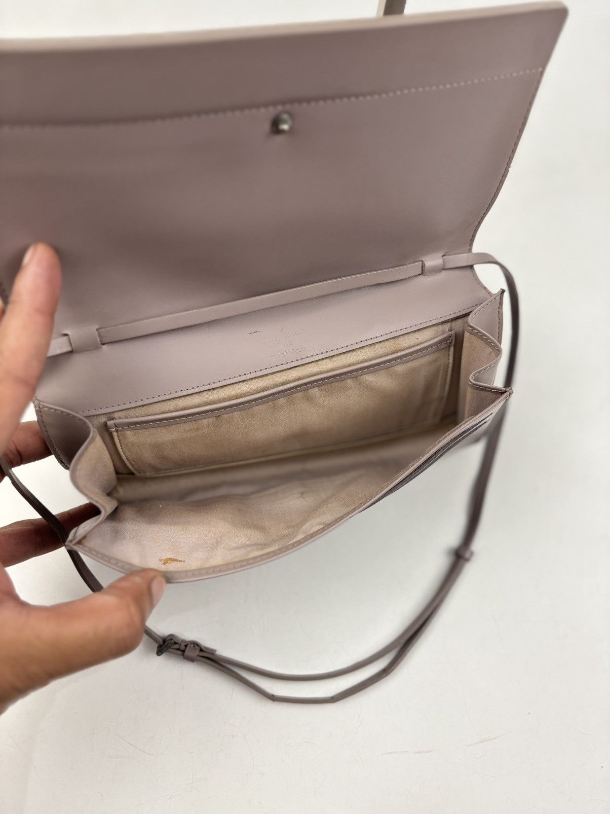 Louis Vuitton Louis Vuitton Lilac Epi Leather Honfleur Shoulder Bag Size ONE SIZE - 9 Thumbnail
