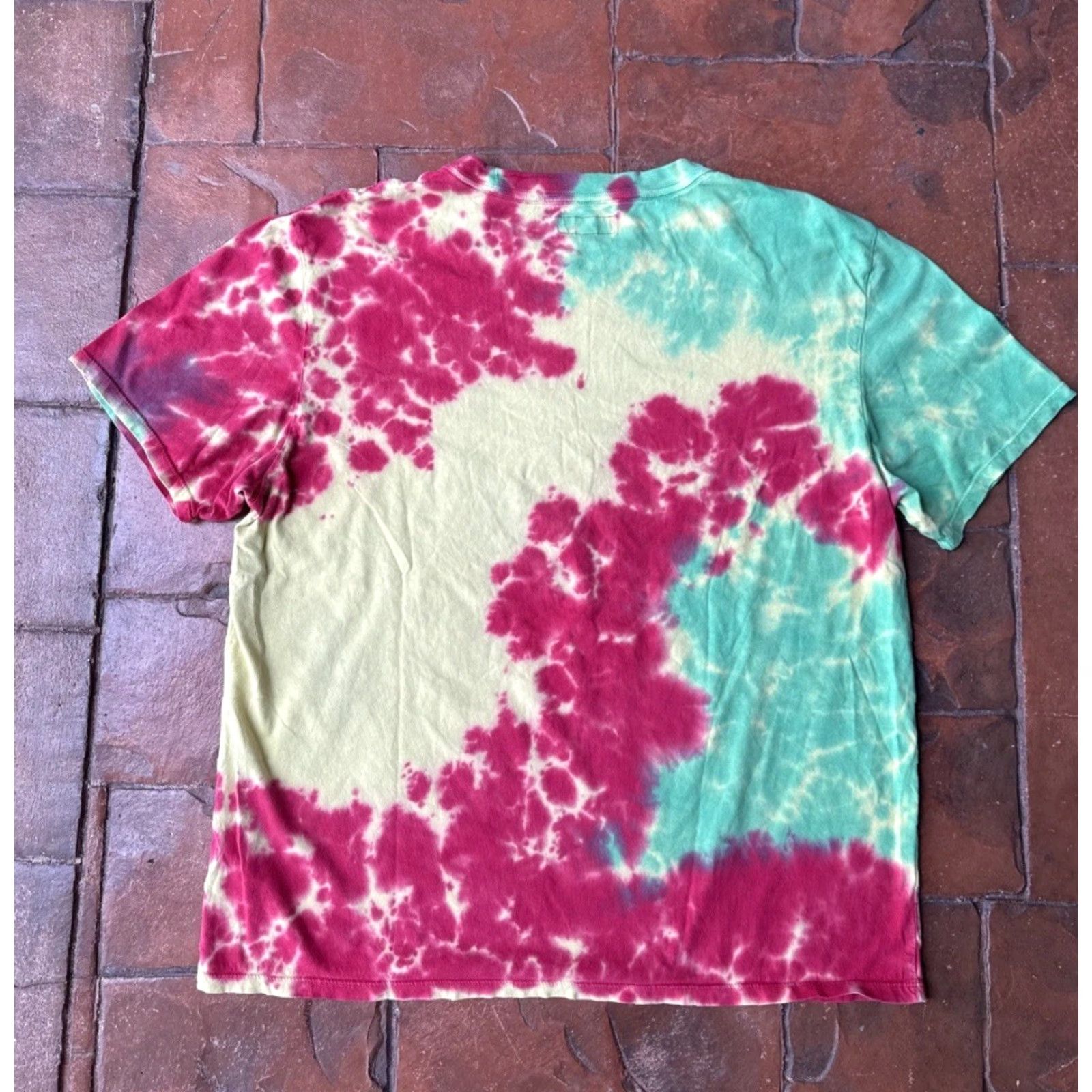 Guess Guess x J Balvin VIBRAS Logo Tie Dye T-Shirt Men’s XL Graphic Short Sleeve Size US XL / EU 56 / 4 - 3 Thumbnail