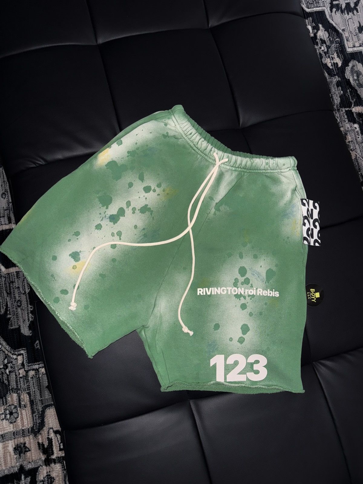 RRR-123 Logo shorts Size US 34 / EU 50 - 1 Thumbnail