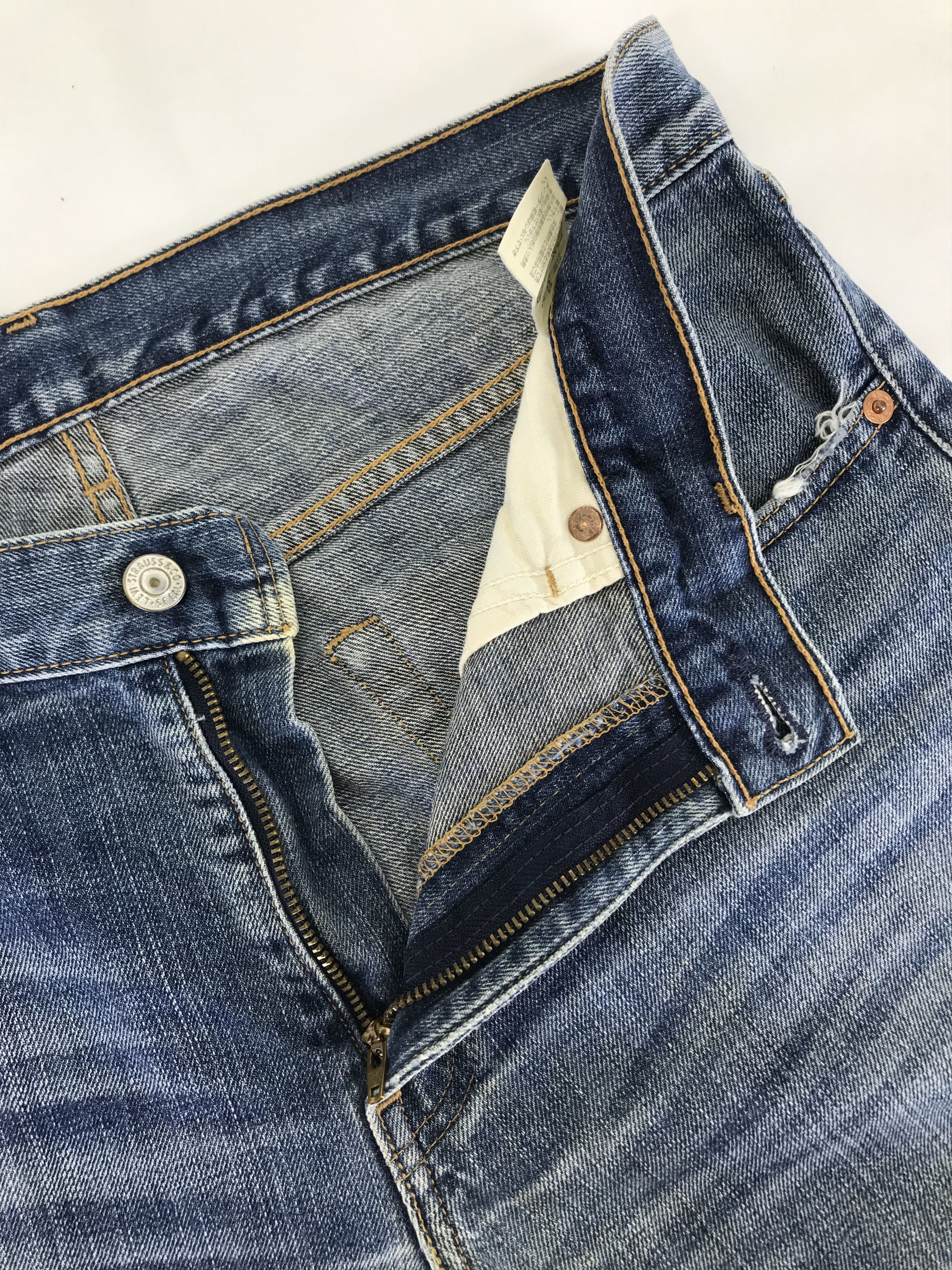 Levi's Vintage Levi's 532 Blue Washed Jeans Distressed Denim Size US 33 - 9 Thumbnail