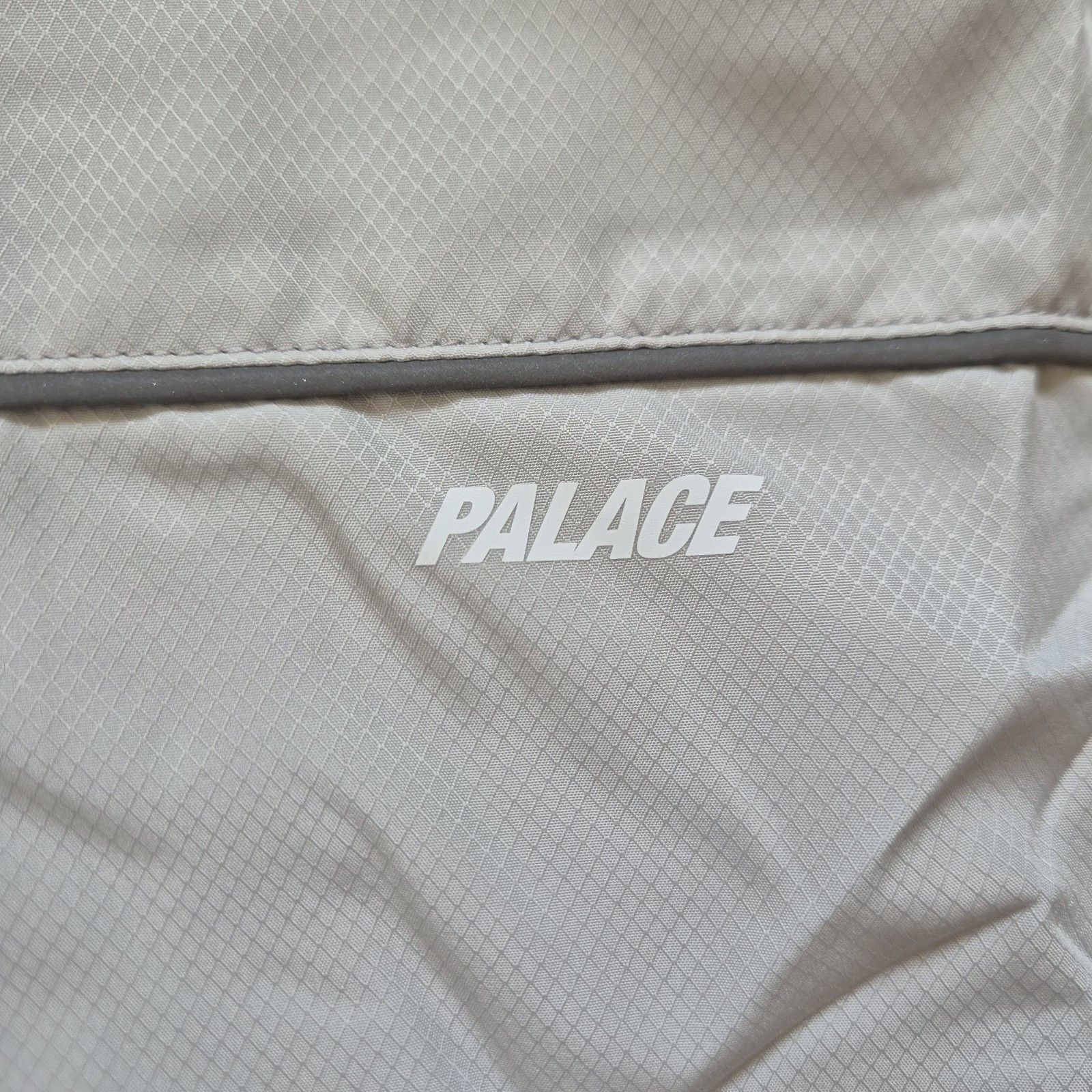 Palace Palace Run-It Vest Arctic Grey XL Brand New With Tags SS24 Size US XL / EU 56 / 4 - 4 Thumbnail