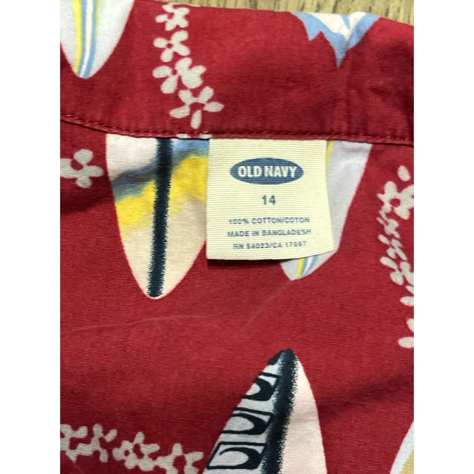 Old Navy Old Navy Shirt Men's Size 14 Red Hawaiian Button Up Short Sleeve Size US S / EU 44-46 / 1 - 7 Thumbnail