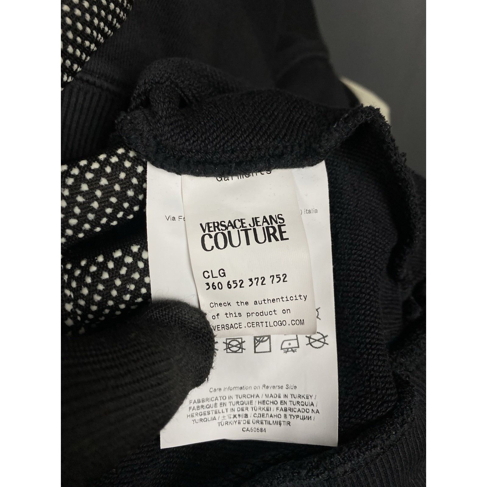 Versace Jeans Couture Versace Jeans Couture Big Logo Men's Black Crewneck Sweater Size US L / EU 52-54 / 3 - 11 Thumbnail