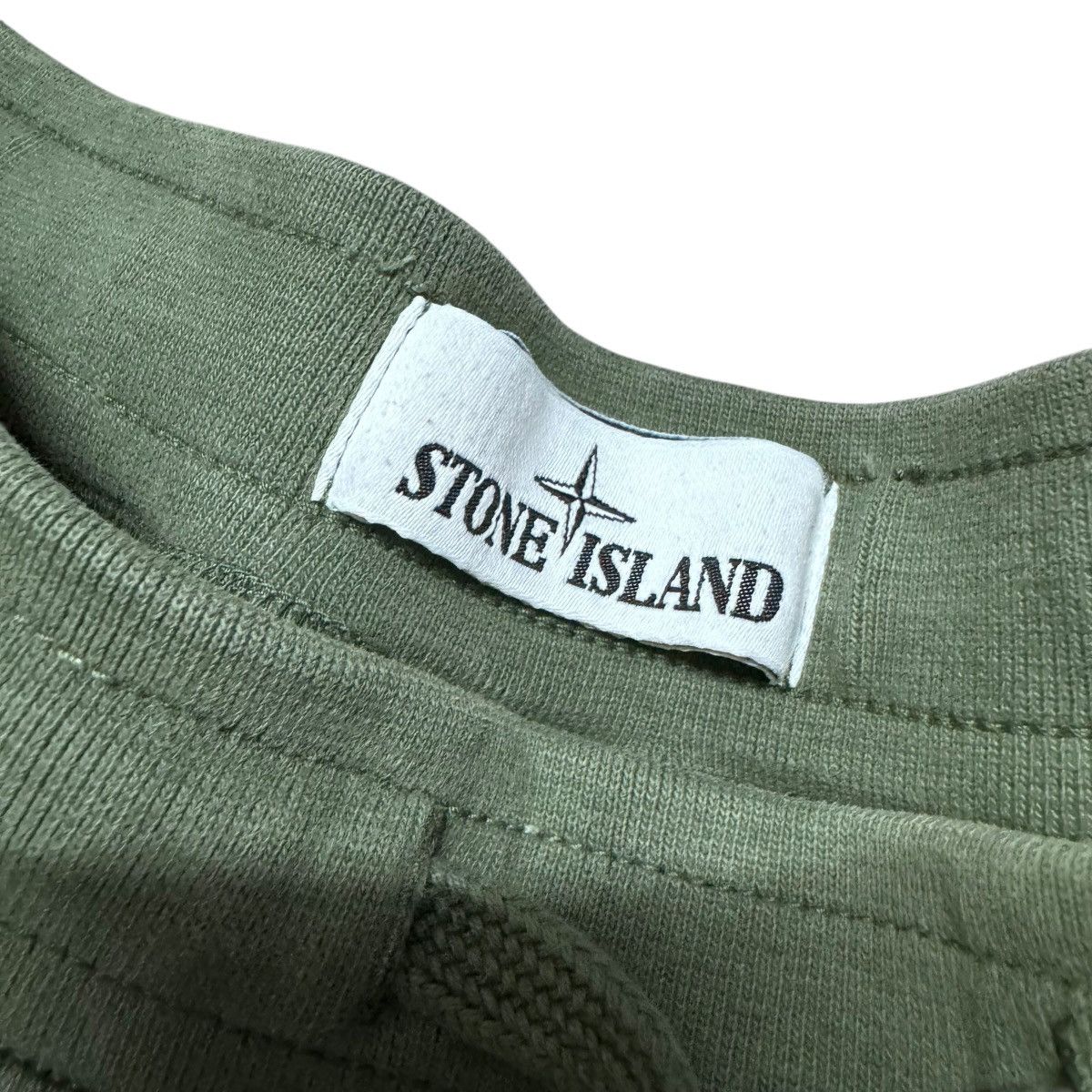 Stone Island Stone Island Shorts Pants Size US 34 / EU 50 - 12 Thumbnail