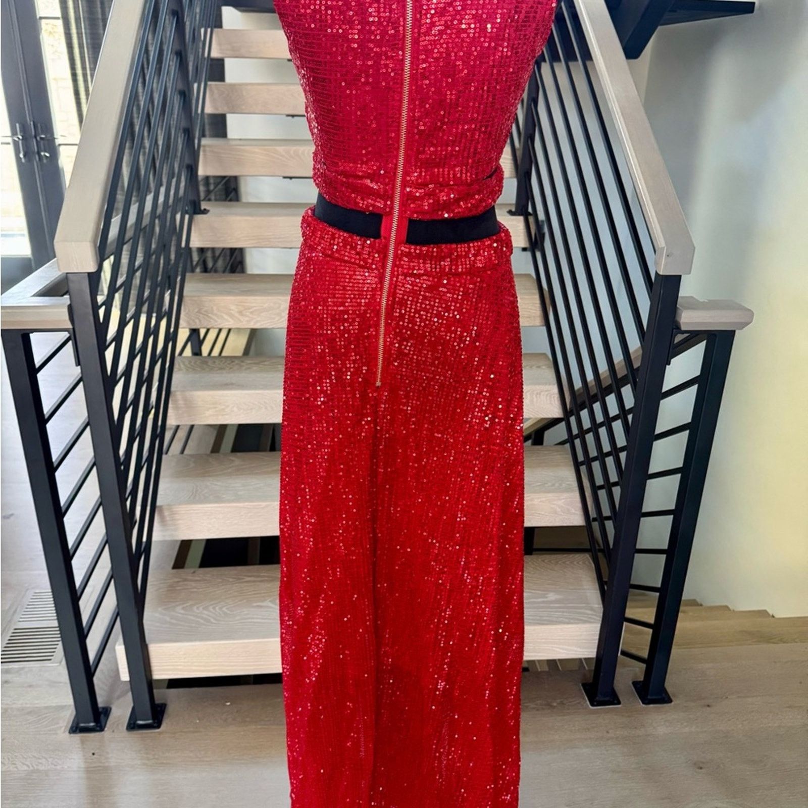 Other New Abyss by Abby Dazzling Red Backless Evening Gown size XS Size XS / US 0-2 / IT 36-38 - 12 Thumbnail