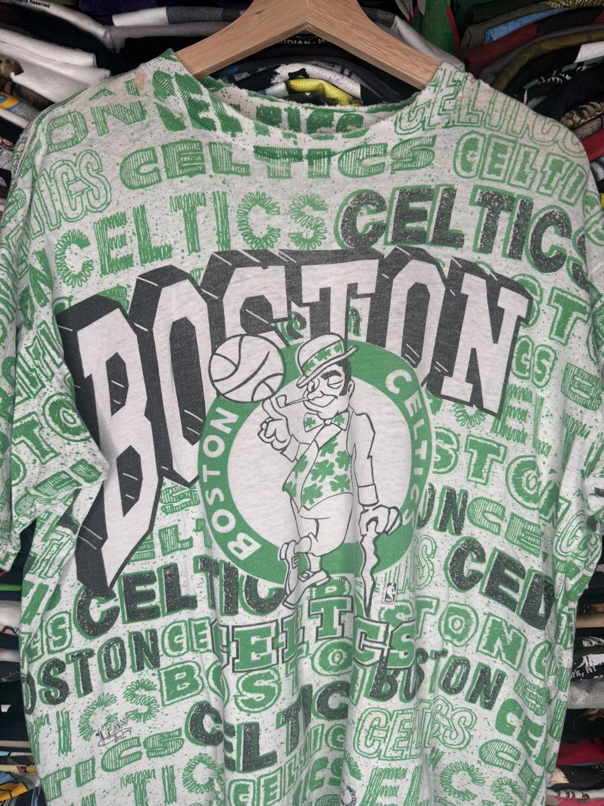 NBA × Vintage Vintage 1992 Boston Celtics Official Fan AOP XL Graphic Tee Size US XL / EU 56 / 4 - 2 Thumbnail