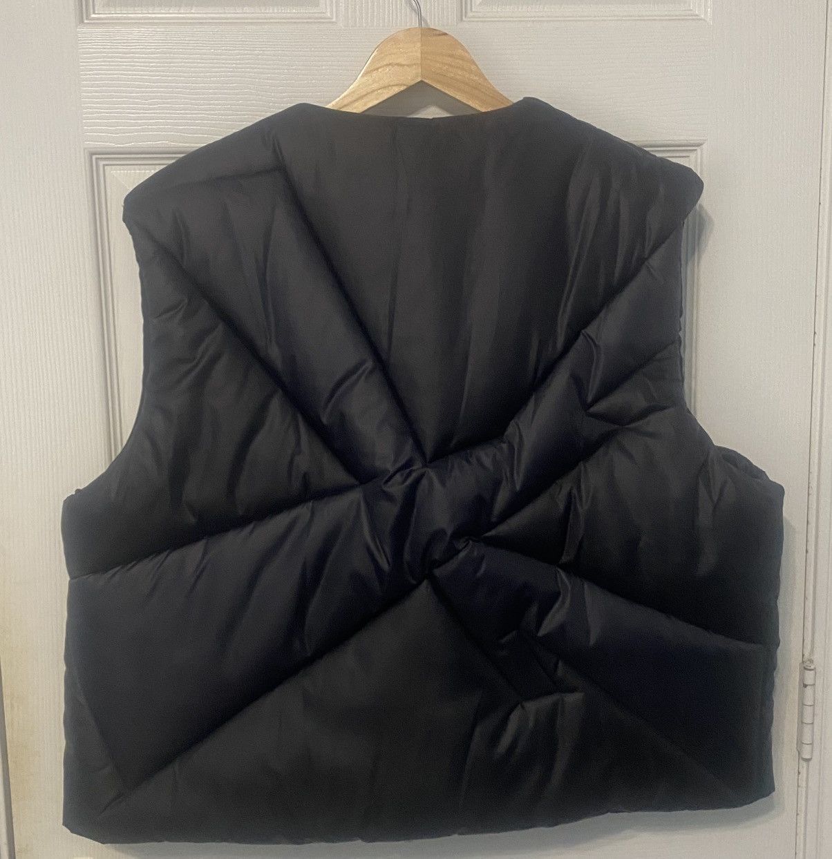 House of Errors House Of Errors All-Seeing Puffer Vest | Grailed