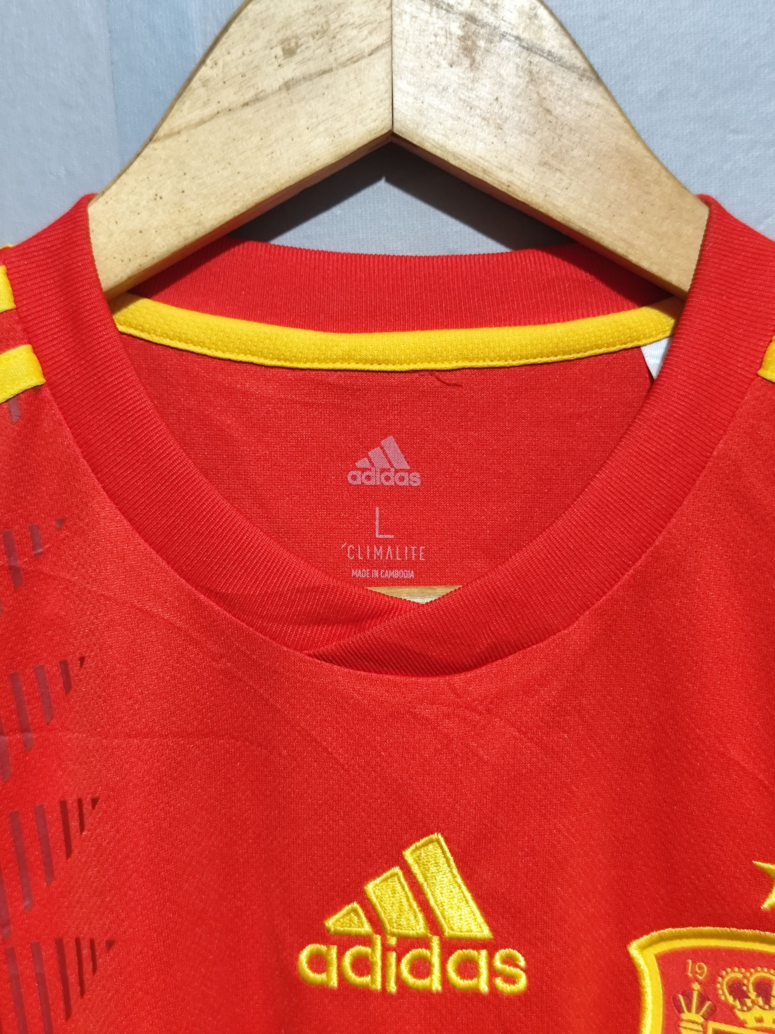 Adidas Adidas x Spain #15 Ramos World Cup 2018 Home Jersey Size US L / EU 52-54 / 3 - 16 Thumbnail