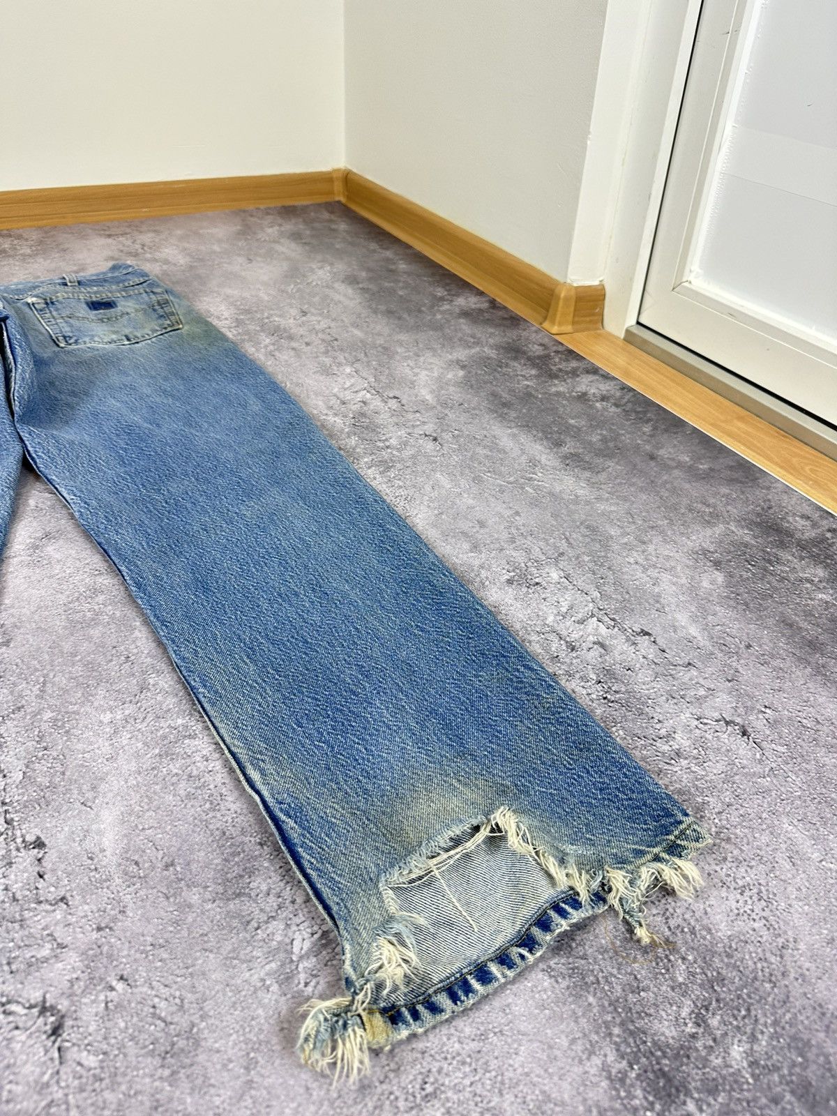 Carhartt Vintage Carhartt Light Blue Distressed Opium USA Work Jeans Size US 34 / EU 50 - 4 Thumbnail