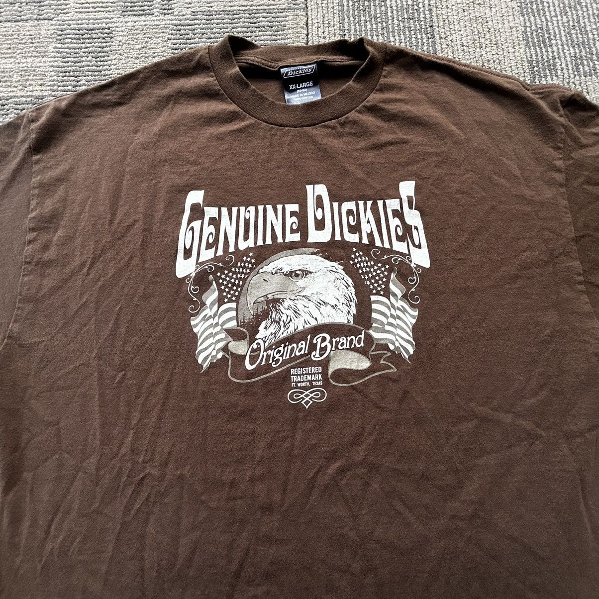 Dickies Vtg Y2K Dickies Eagle Graphic Brown Spell-out T-shirt Size US XXL / EU 58 / 5 - 3 Thumbnail
