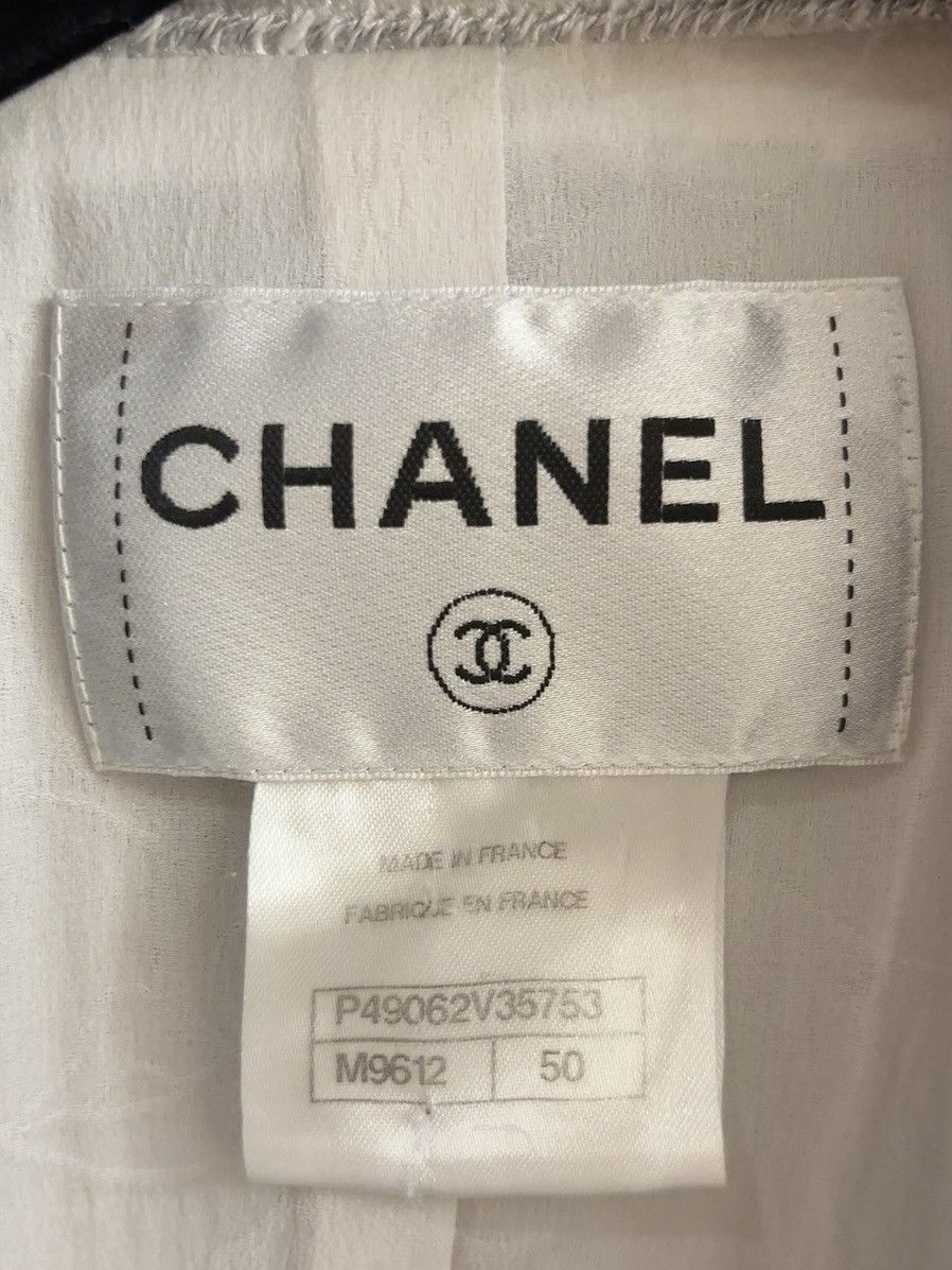 Chanel 14 Spring Runway CC buttons relaxed tweed jacket Size 50R - 6 Thumbnail