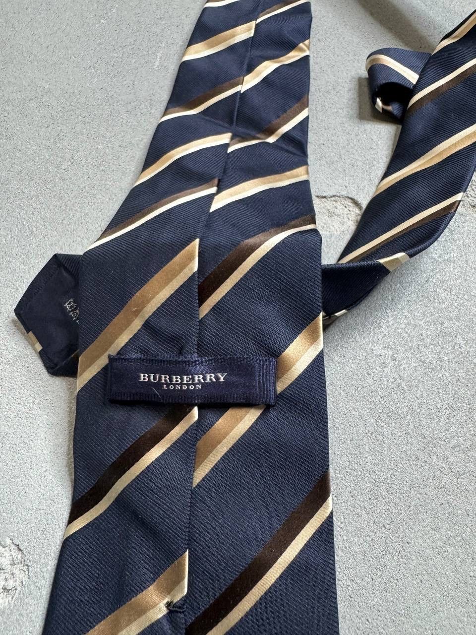 Burberry Vintage Burberry Tie Size ONE SIZE - 3 Thumbnail