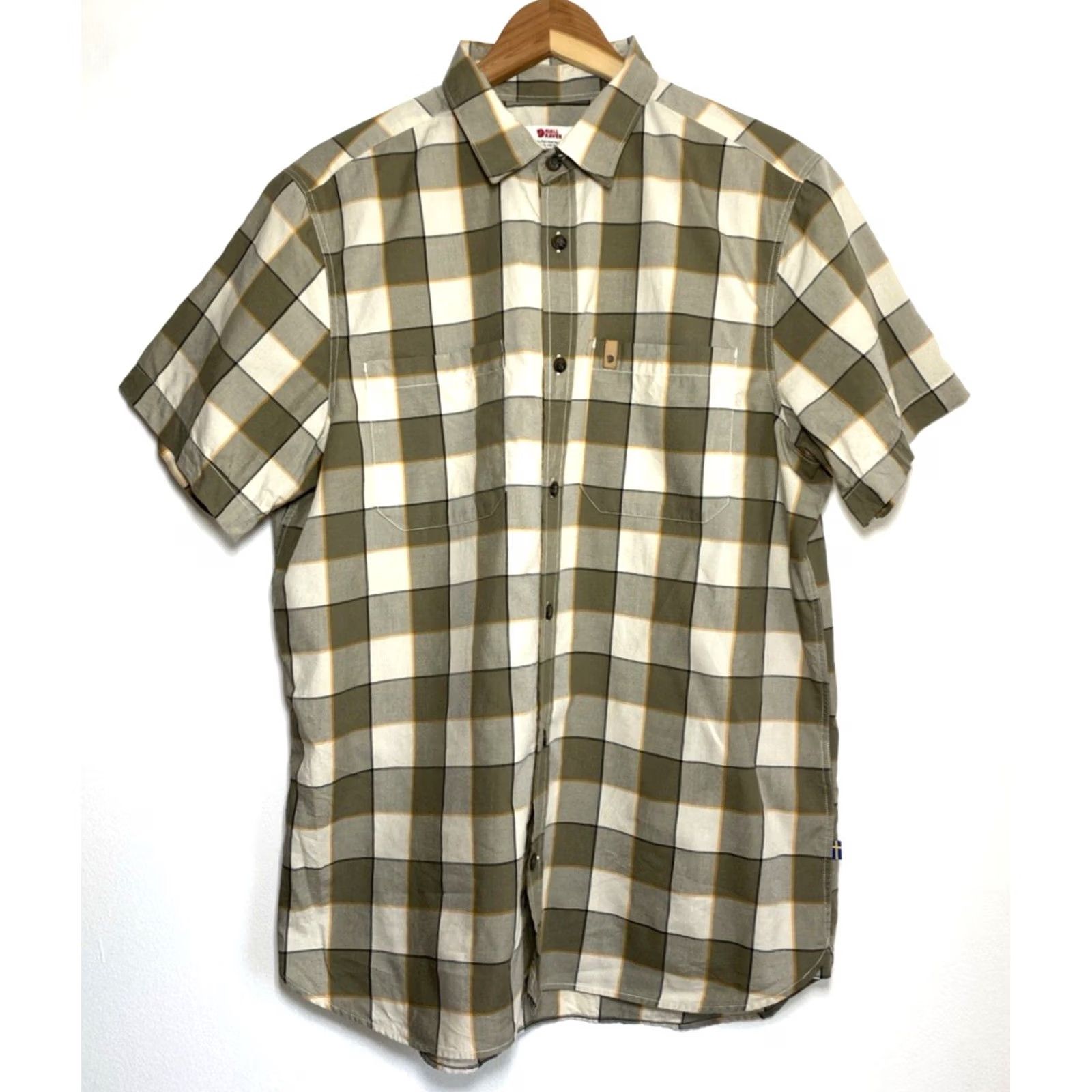 Vintage Men's Fjällräven High Coast Big Check Short Sleeve Shirt Sz L Size US L / EU 52-54 / 3 - 2 Thumbnail