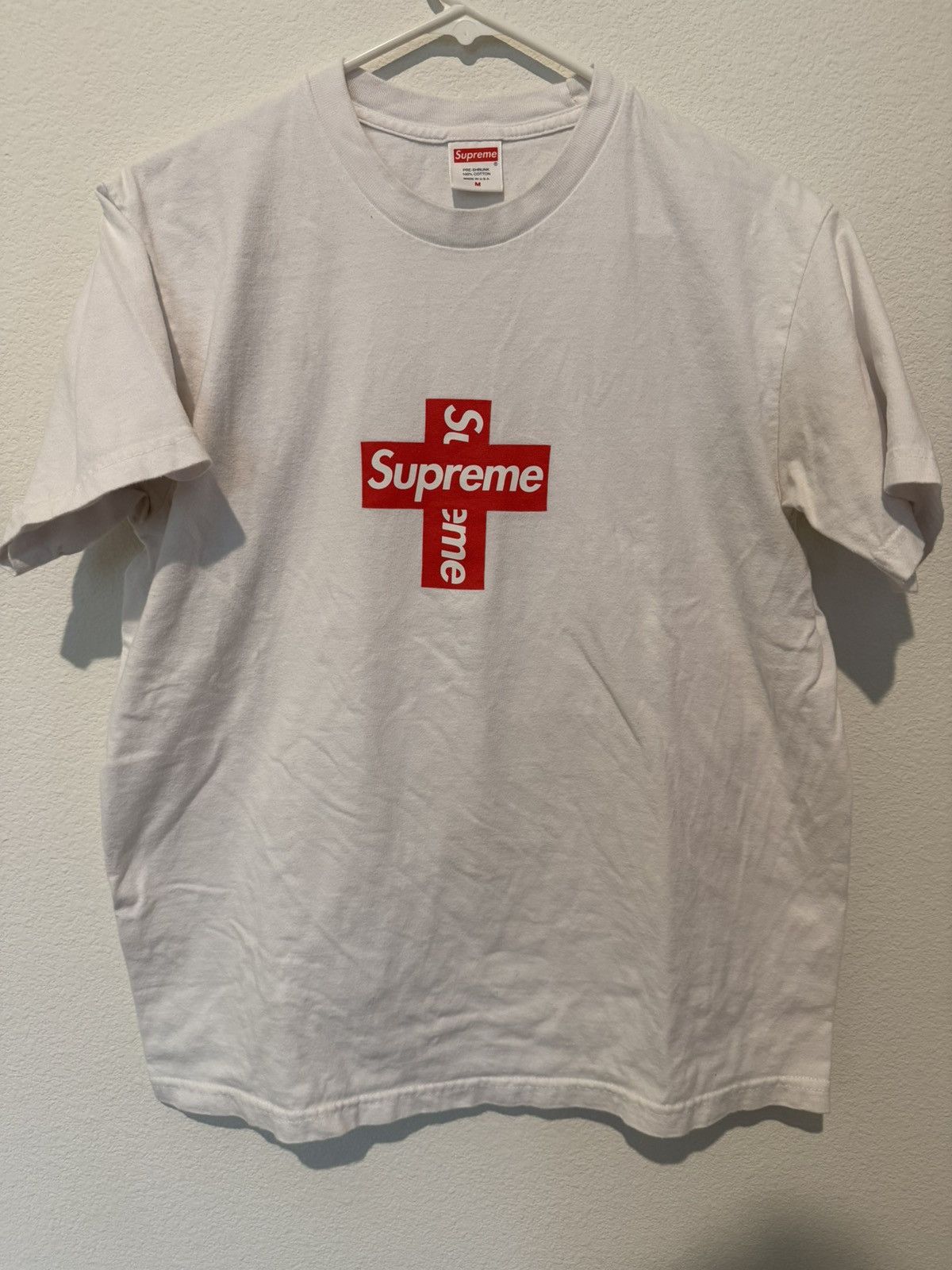 Supreme Supreme Cross Box Logo Tee Size US M / EU 48-50 / 2 - 1 Thumbnail