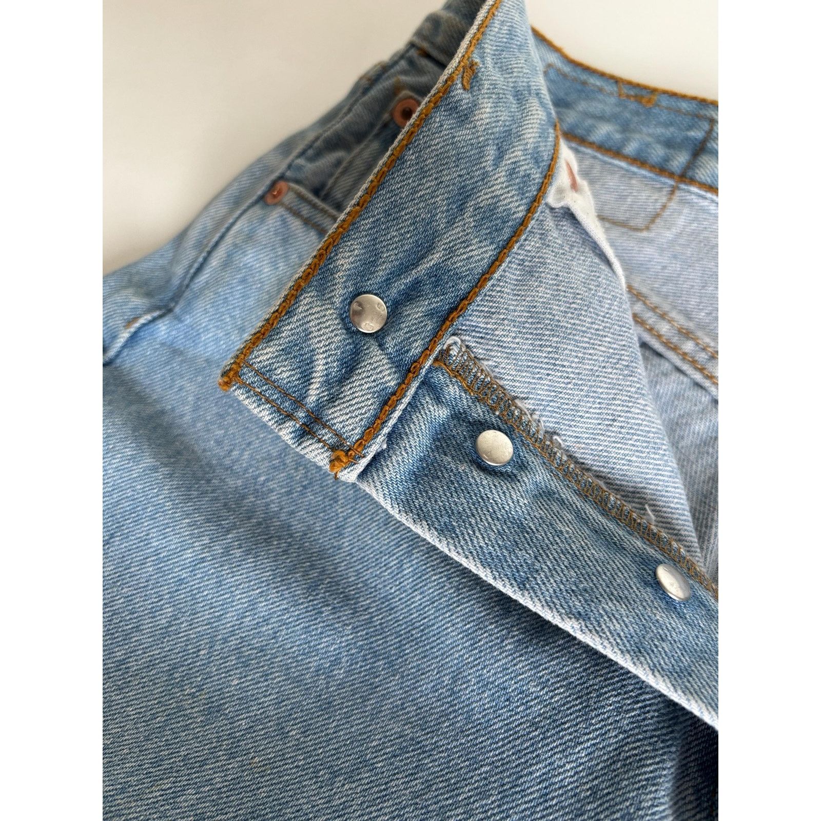 Levi's Levi’s 501-0113 Cut Off Shorts W28 Made in USA 90s Denim Size 28" / US 6 / IT 42 - 8 Thumbnail