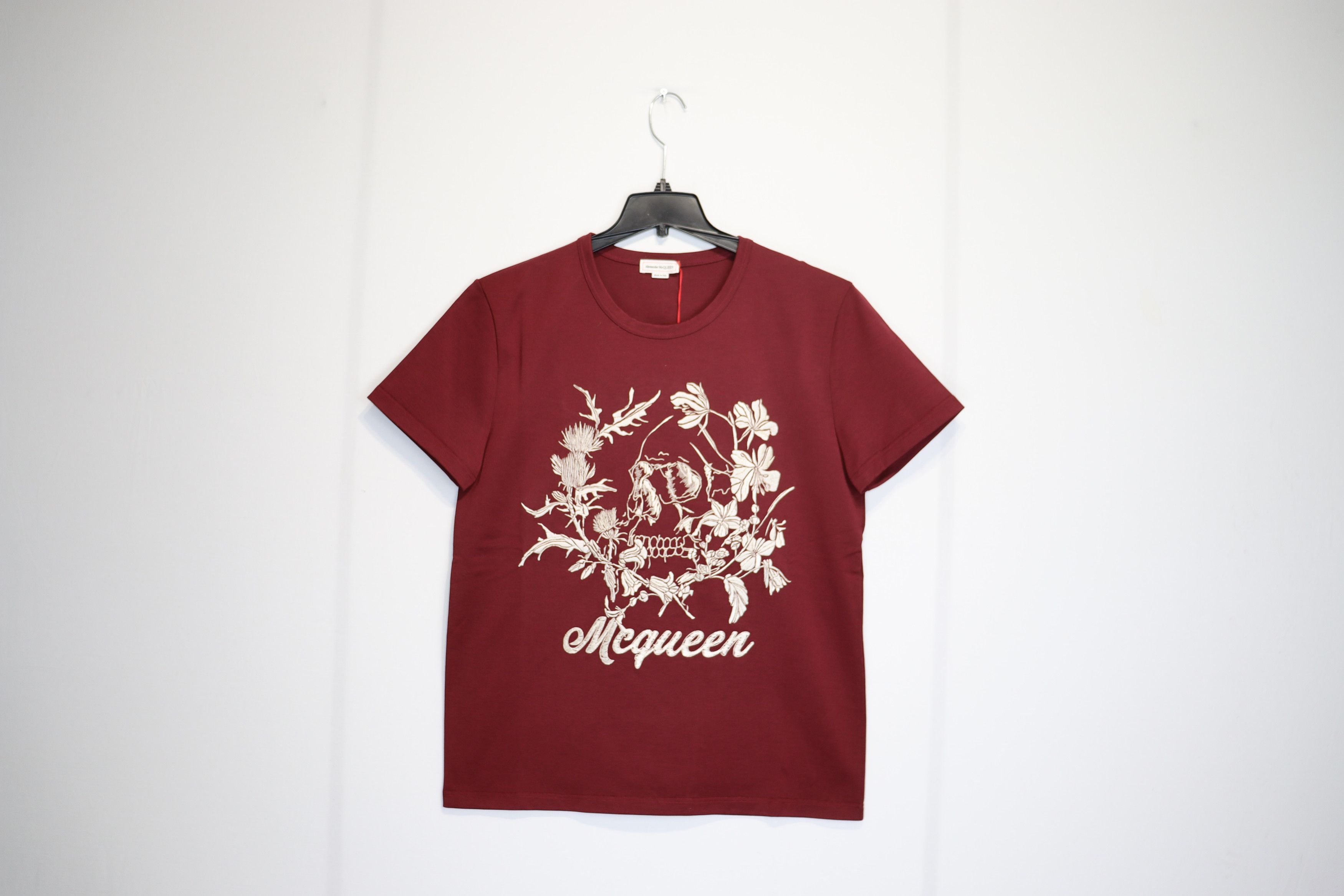 Alexander McQueen o1rshd1 T-Shirt in burgundy Size US L / EU 52-54 / 3 - 1 Thumbnail