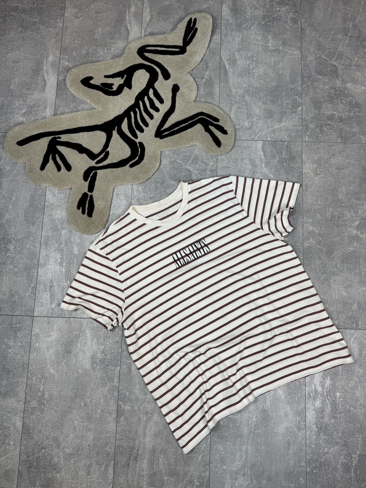 Allsaints × Japanese Brand Mens AllSaints T-shirt big logo stripes center logo tee Size US L / EU 52-54 / 3 - 1 Thumbnail