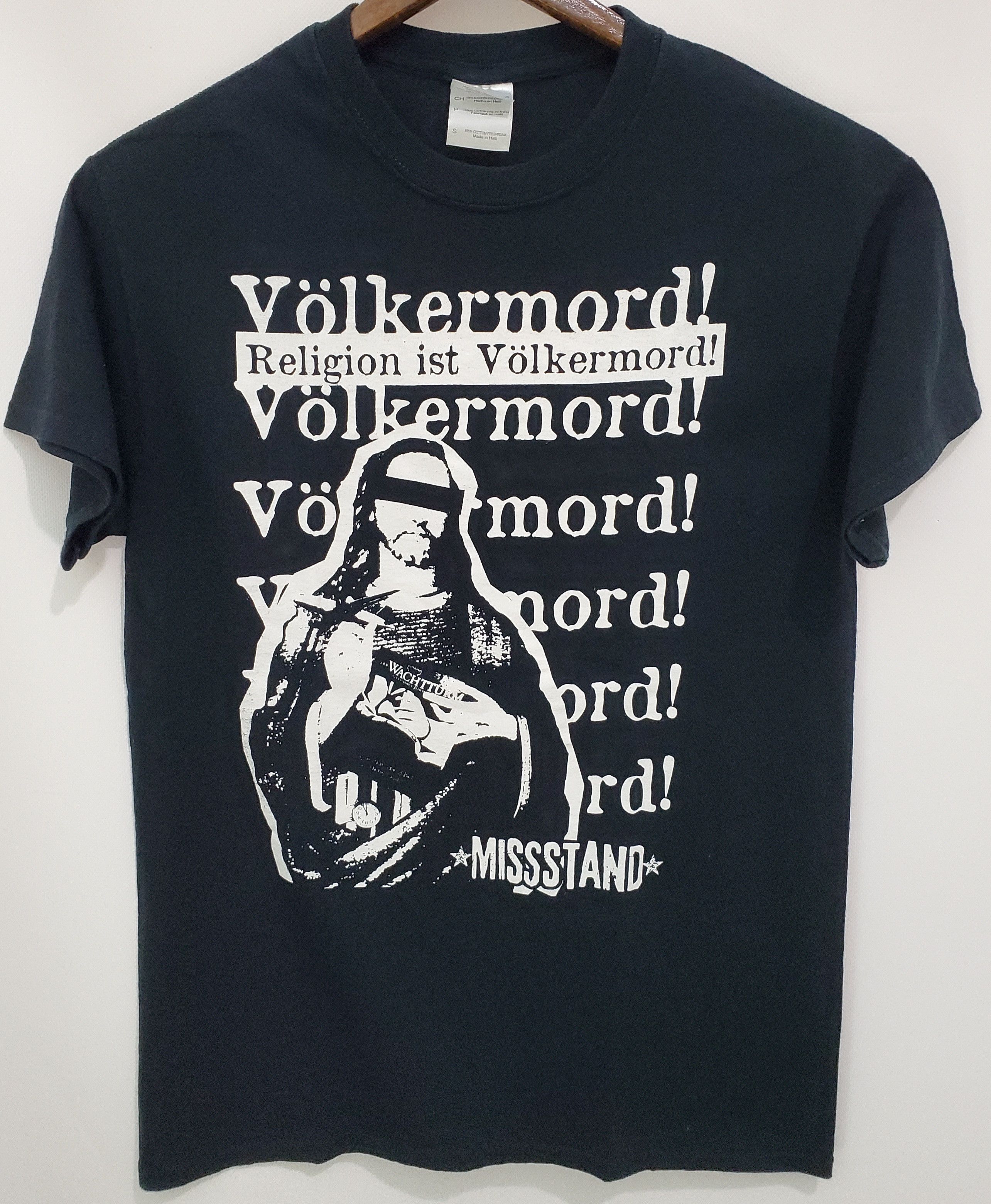 Vintage Vintage Volkermord Religion ist Volkermord Tshirt size S Size US S / EU 44-46 / 1 - 1 Thumbnail