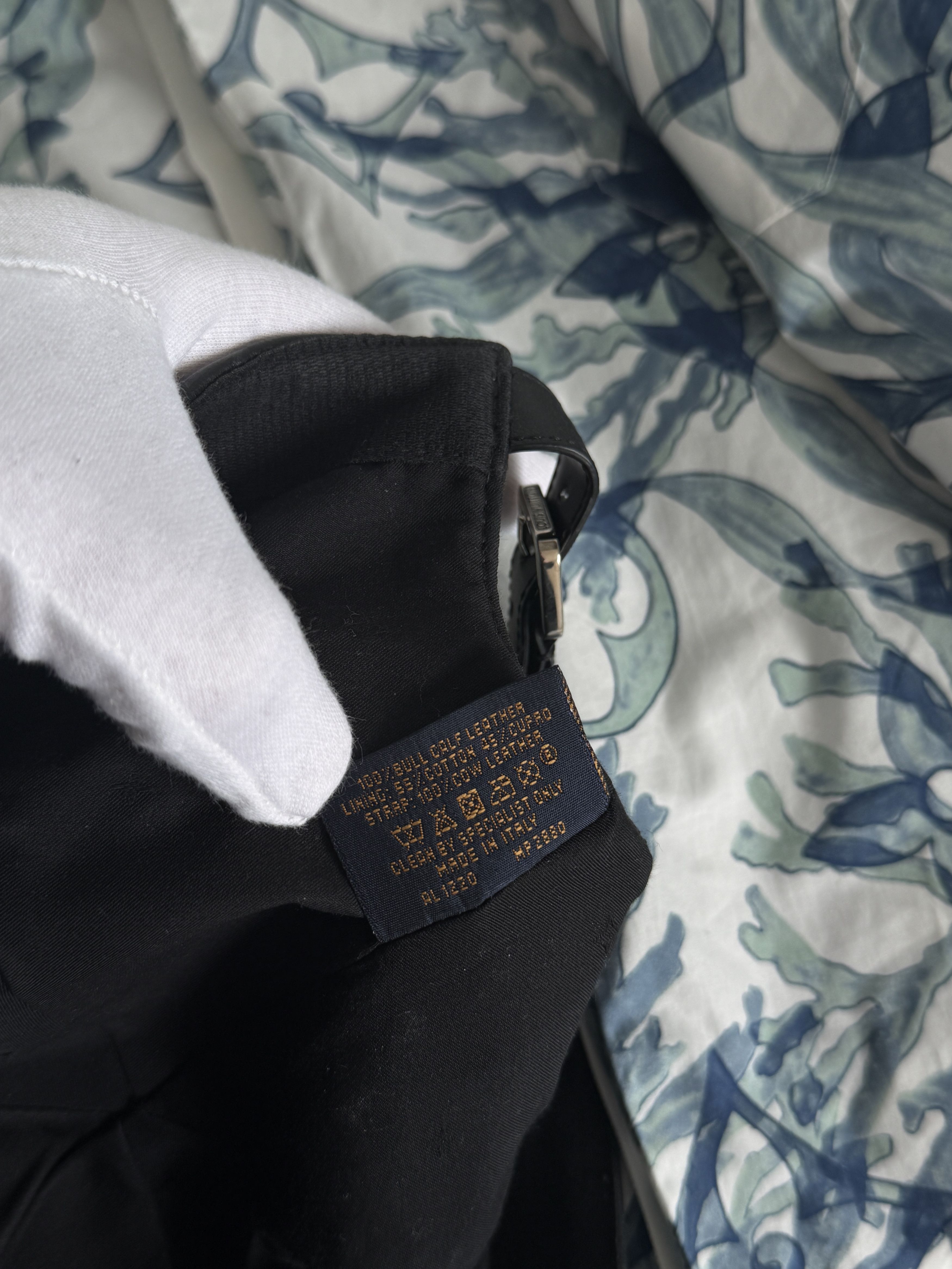 Louis Vuitton Louis Vuitton leather hat Size ONE SIZE - 9 Thumbnail
