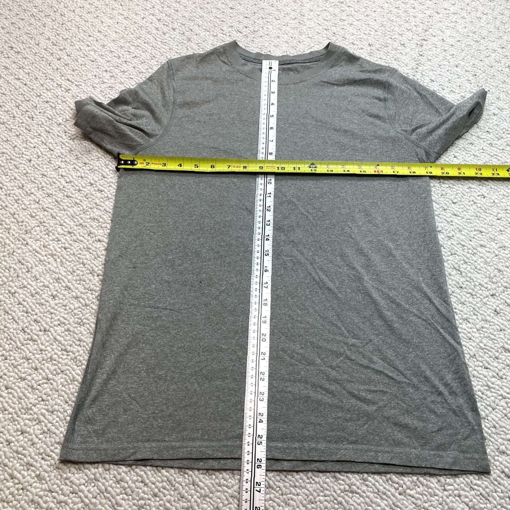 Anvil Anvil Activewear Shirt Adult Medium Gray Short Sleeve Stretch Solid Gym Exercise Size M / US 6-8 / IT 42-44 - 4 Thumbnail