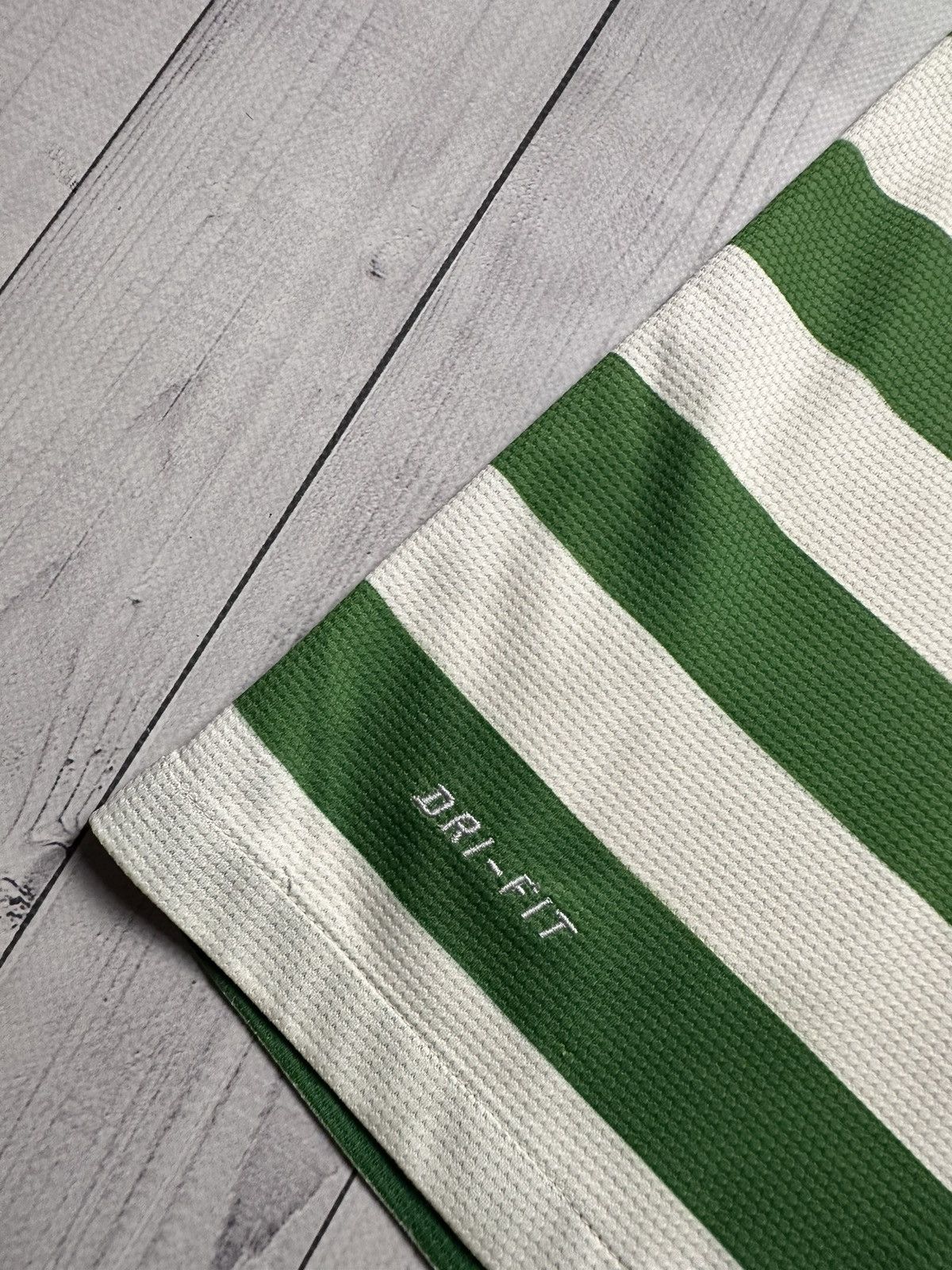 Nike × Vintage Vintage Celtic soccer jersey size L striped Tennent’s Size US L / EU 52-54 / 3 - 3 Thumbnail