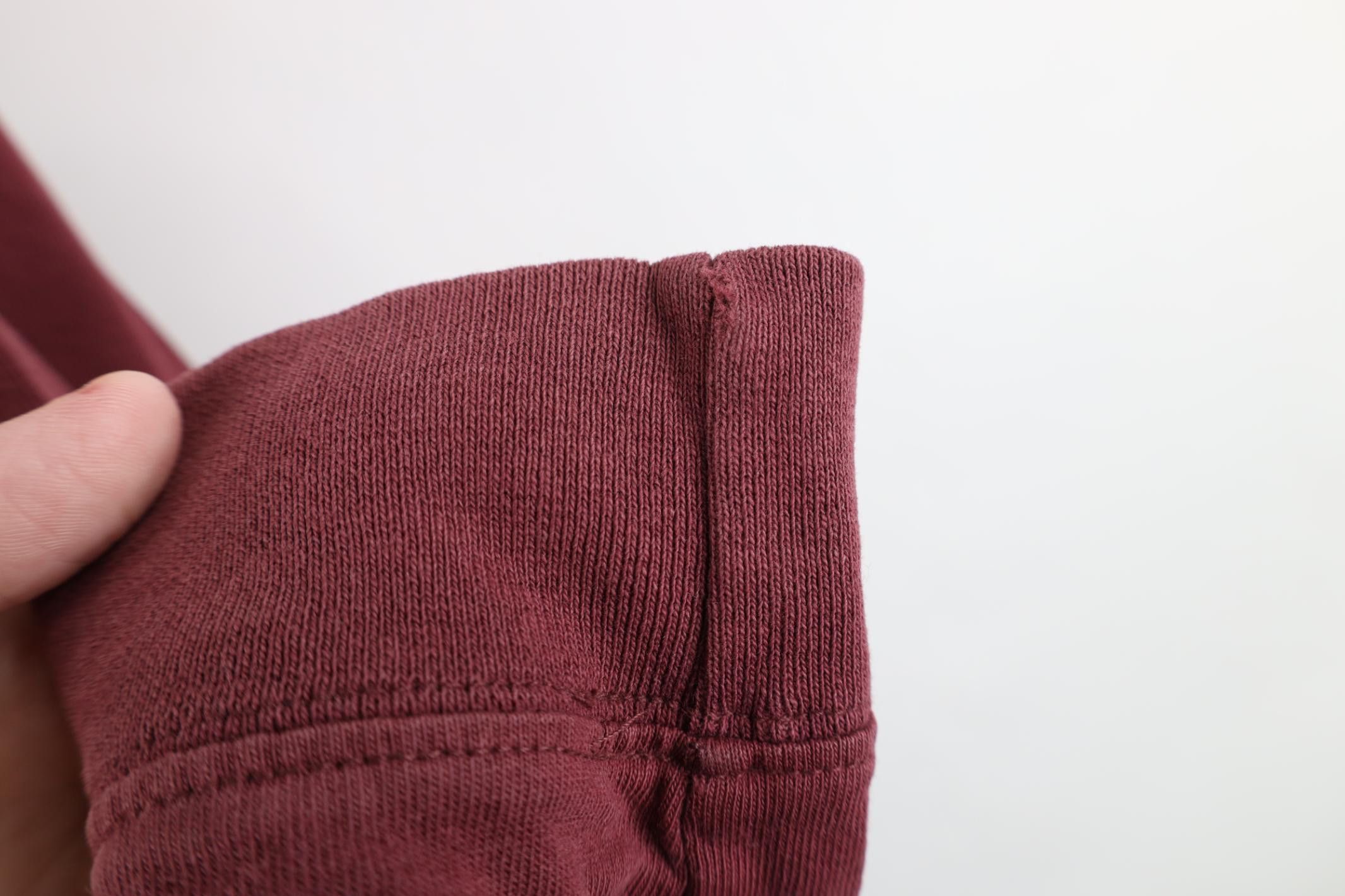 Dickies Vintage Y2K Dickies Long Sleeve Pocket T-Shirt Burgundy Size US L / EU 52-54 / 3 - 13 Thumbnail