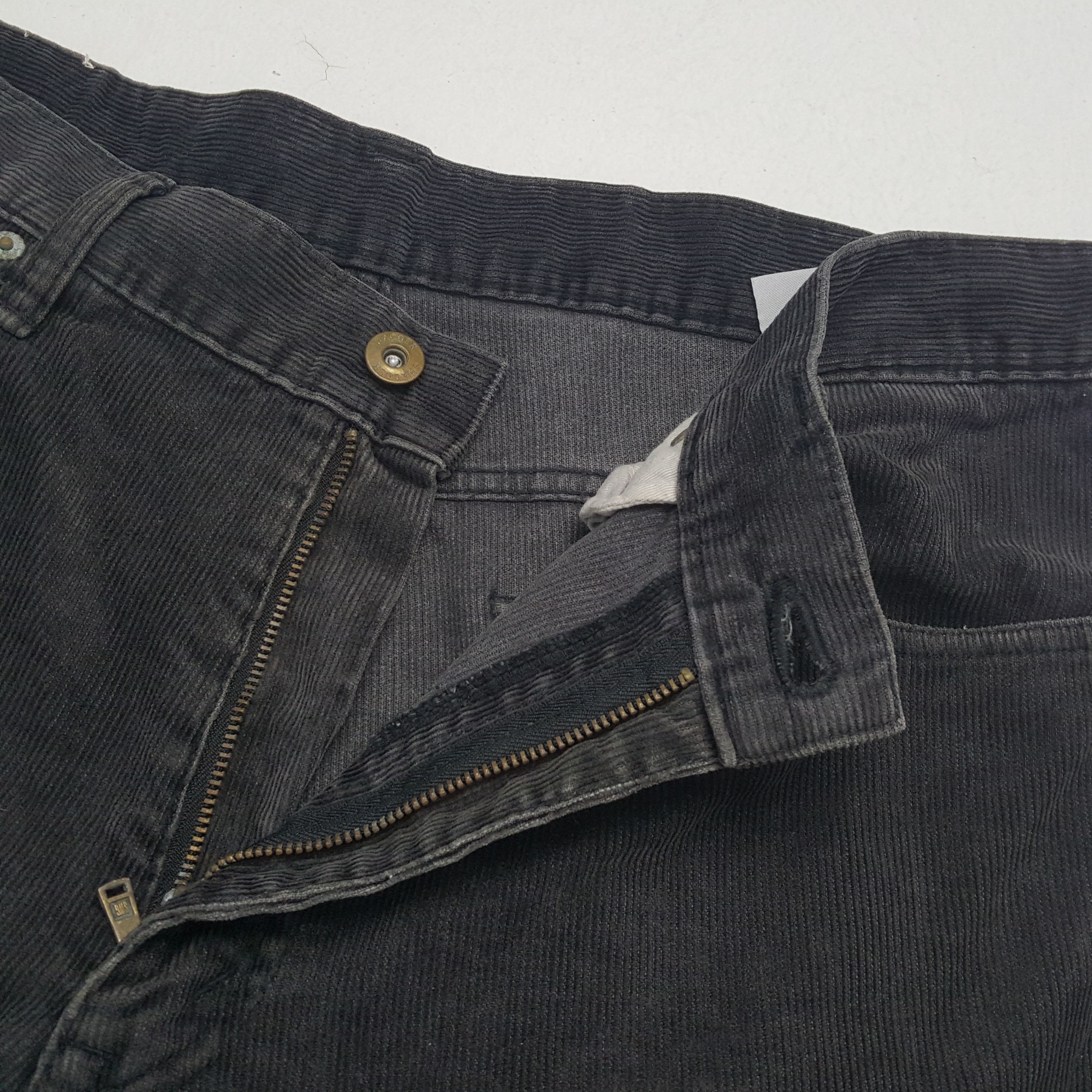 Japanese Brand × Swagger × Vintage SWAGGER Skulls Design Streetwear Rock Punk Style Jeans Size US 34 / EU 50 - 12 Thumbnail