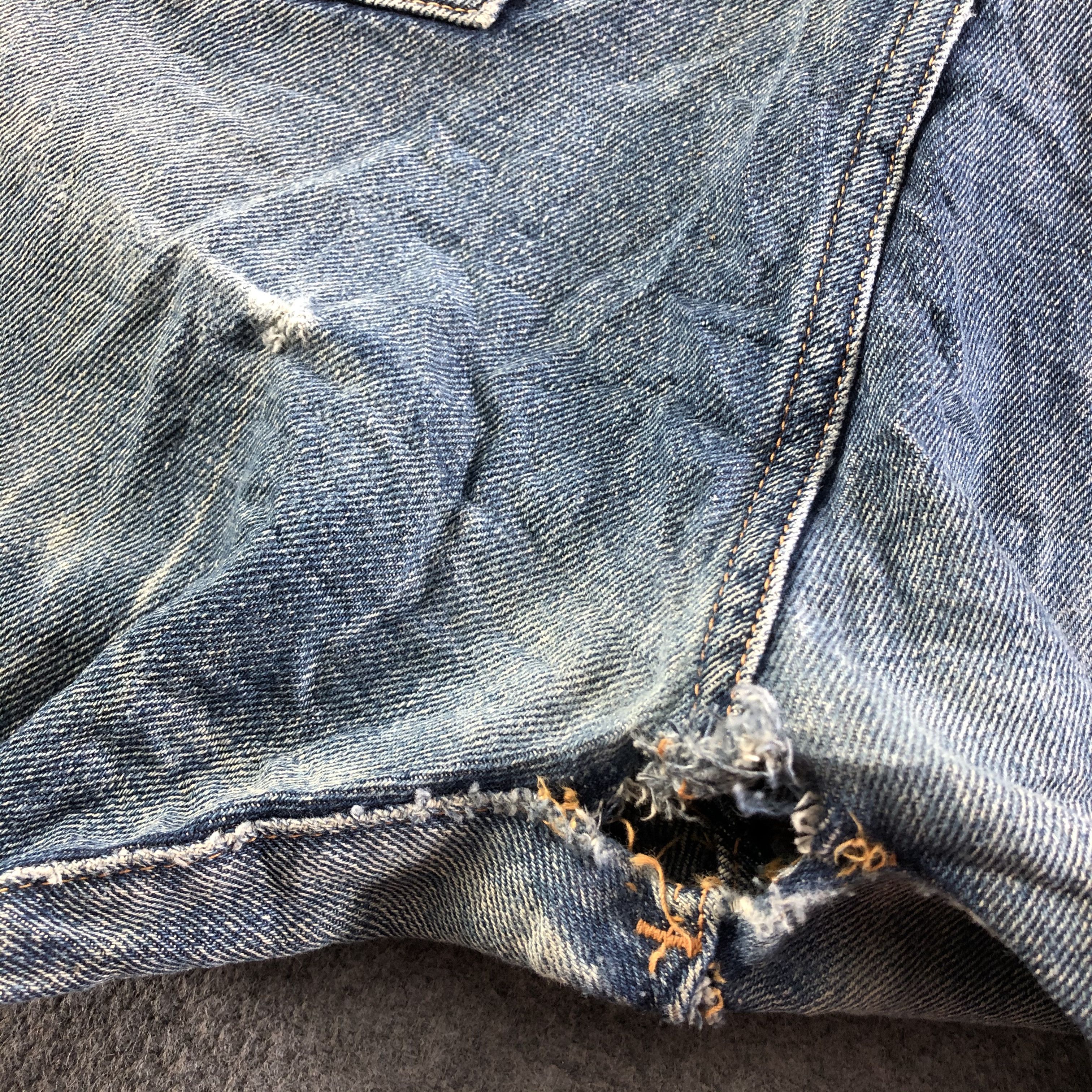 Vintage Blue Wash Levis 501 Jeans-J3732