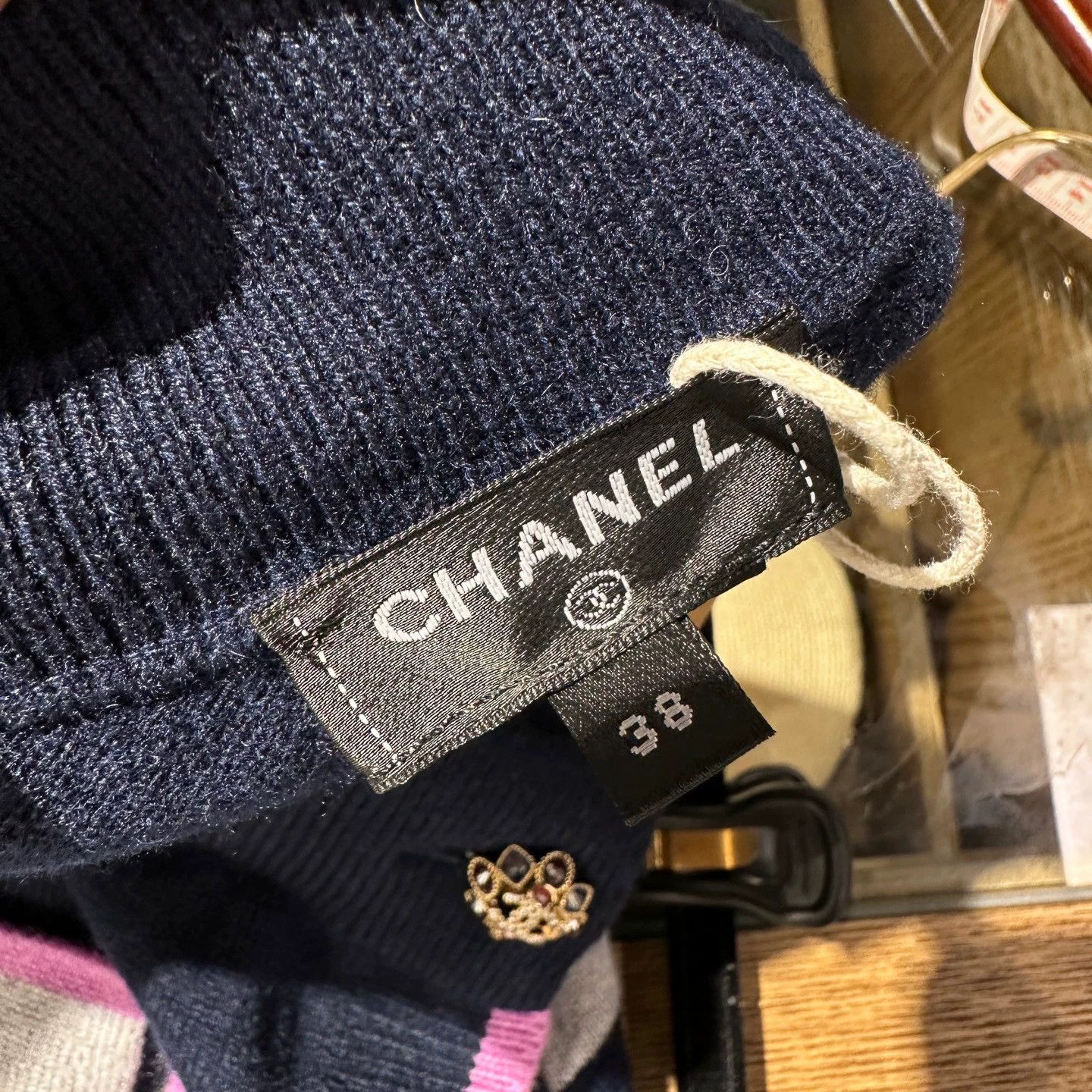 Chanel Chanel women's floral logo cashmere skirt 38 Size 27" / US 4 / IT 40 - 3 Thumbnail