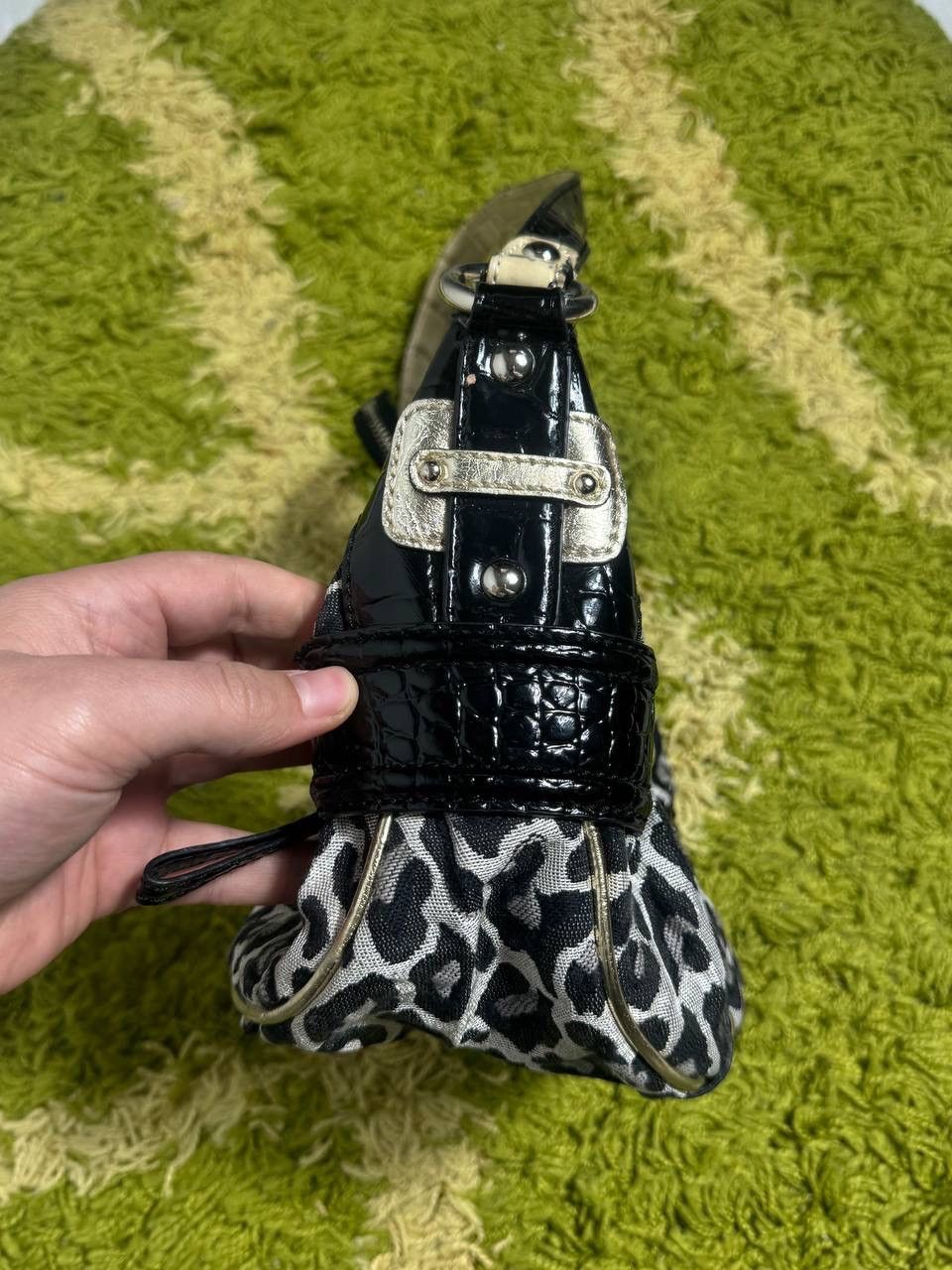 Guess Vintage Y2K Guess Leopard Print Baguette Shoulder Bag Hobo Size ONE SIZE - 6 Thumbnail