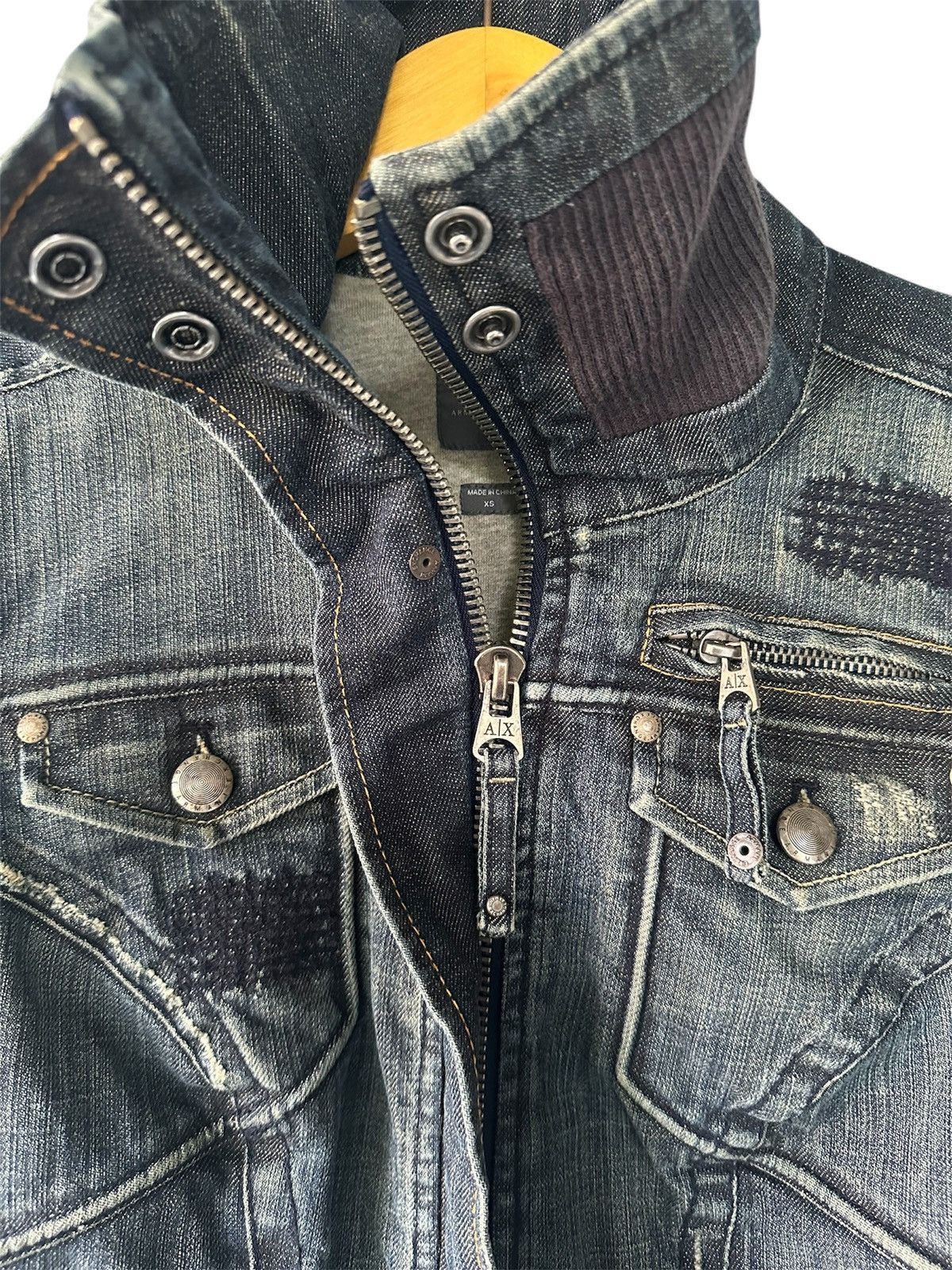 Armani Exchange 2000s VTG DISTRESSED ARMANI ZIP BUTTON STUDDED DENIM JACKET Size US XS / EU 42 / 0 - 4 Thumbnail