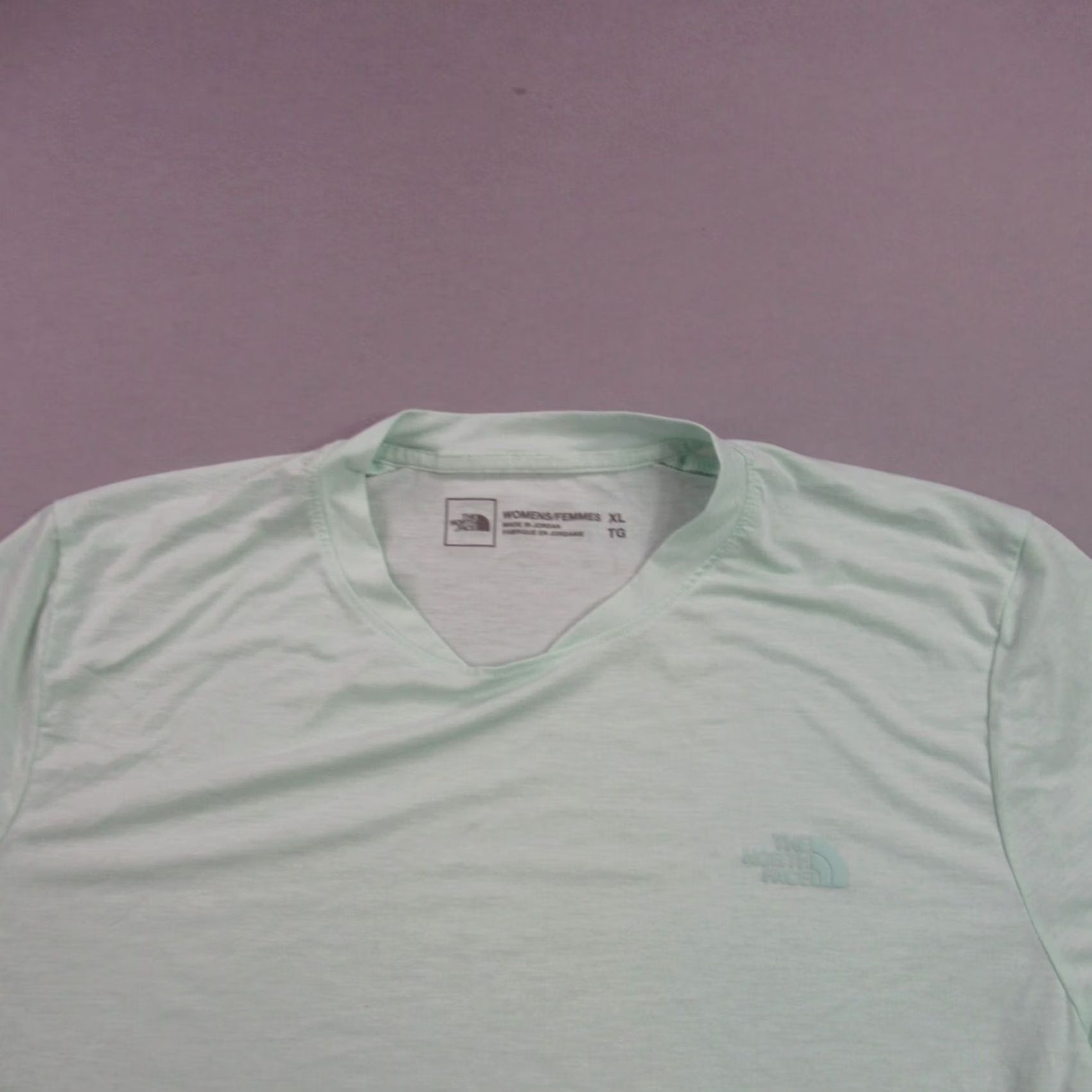 The North Face The North Face Shirt Womens XL Short Sleeve Lightweight Casual Stretch Green Logo Knit T-Shirt Mens Womens Girls? Size XL / US 12-14 / IT 48-50 - 2 Thumbnail