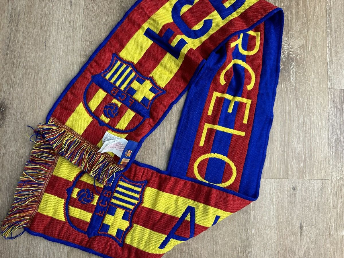 Custo Barcelona OFFICIAL FC BARCELONA TASSELED SUPPORTER SCARF RED/BLUE Size ONE SIZE - 7 Thumbnail
