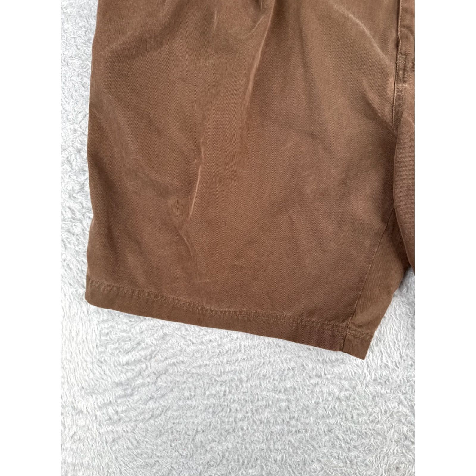Tommy Bahama Tommy Bahama Shorts Men Bermuda 38x9 Brown Cotton Silk Relaxed Pockets Logo Easy Care Quick Dry - Vintage: No Size US 38 / EU 54 - 3 Thumbnail