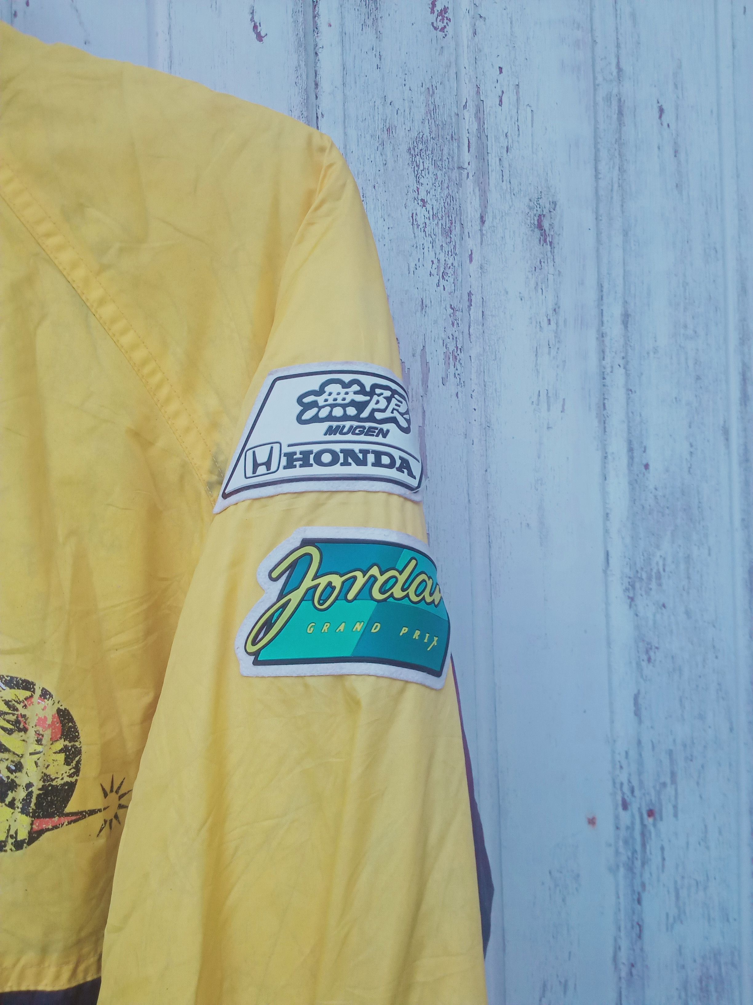 Vintage Vintage Jordan Honda Mugen F1 Team Distressed Jacket Size US M / EU 48-50 / 2 - 3 Thumbnail