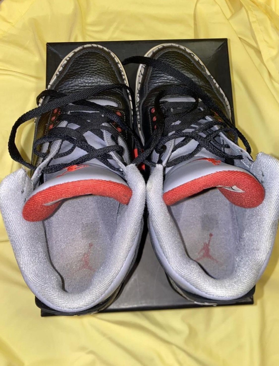 Jordan Brand Air Jordan Black Cement 3’s Size US 10 / EU 43 - 4 Thumbnail