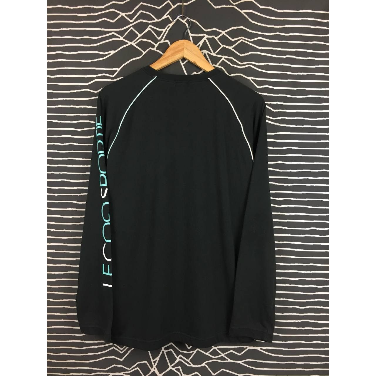 Le Coq Sportif × Vintage Vtg Le Coq Sportif Small Logo Longsleeve Tee Size US L / EU 52-54 / 3 - 7 Thumbnail