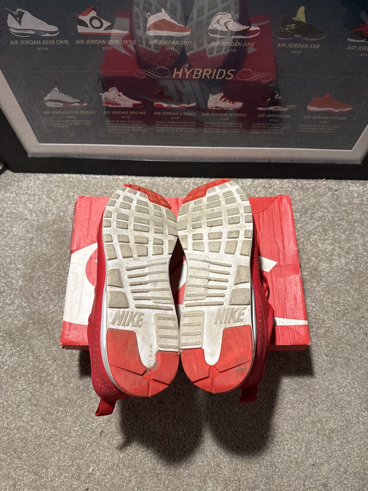 Nike Nike Air Max Tavas Triple Red Size US 11 / EU 44 - 6 Thumbnail