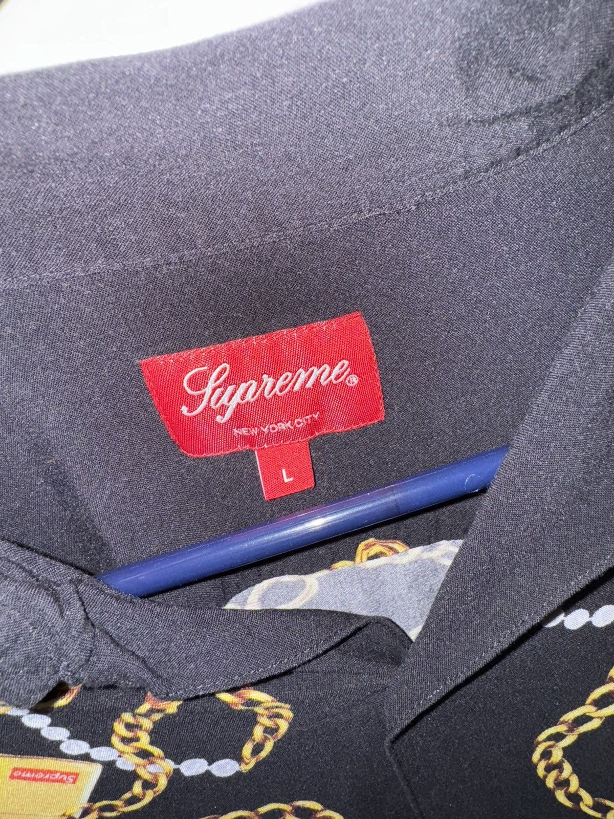 Supreme Supreme Button Down Size US L / EU 52-54 / 3 - 4 Thumbnail
